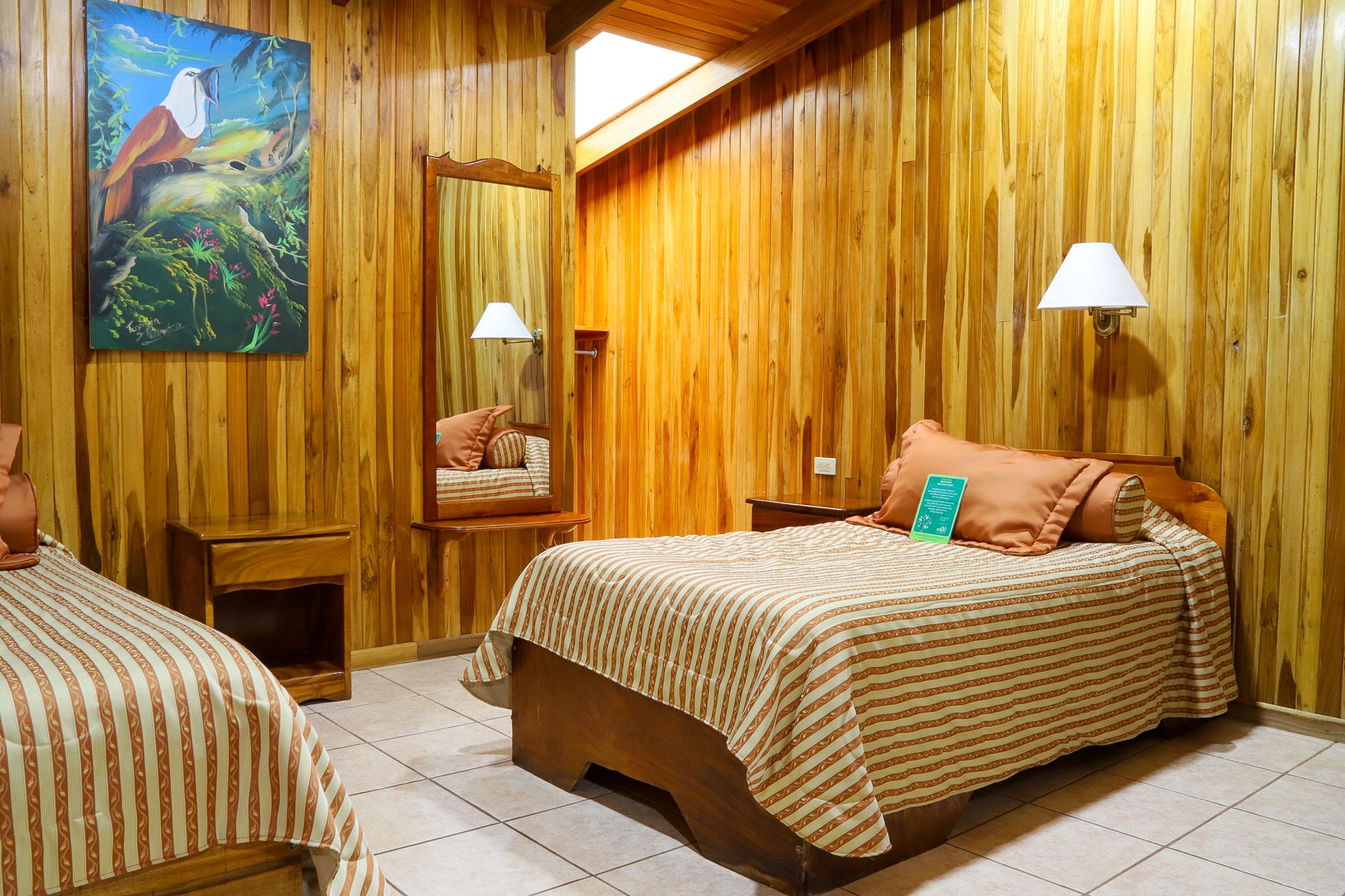 Los Pinos - Cabañas y Jardines