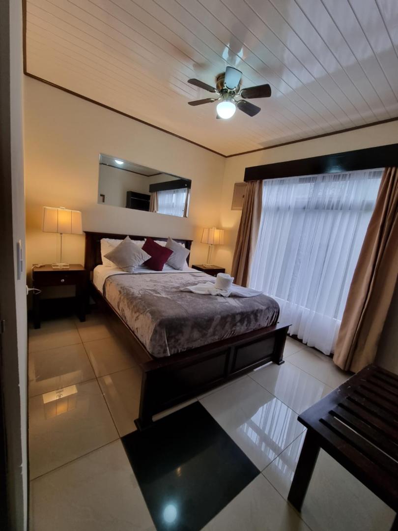 Suites & Villas Calathea
