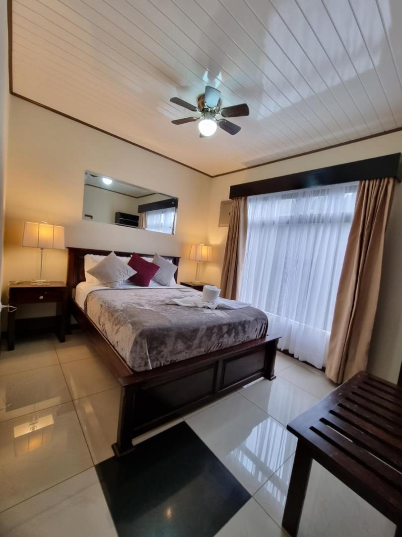 Suites & Villas Calathea