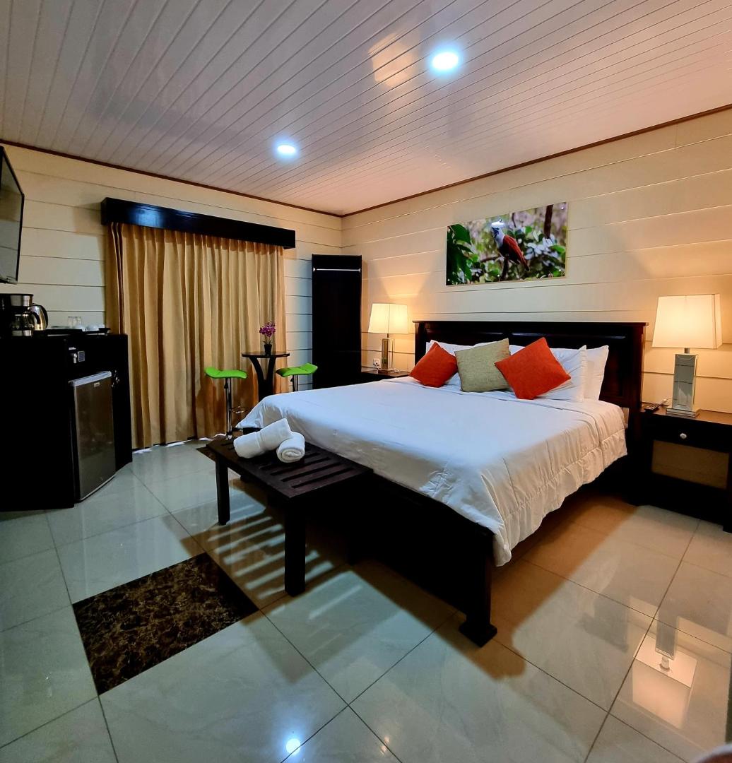 Suites & Villas Calathea