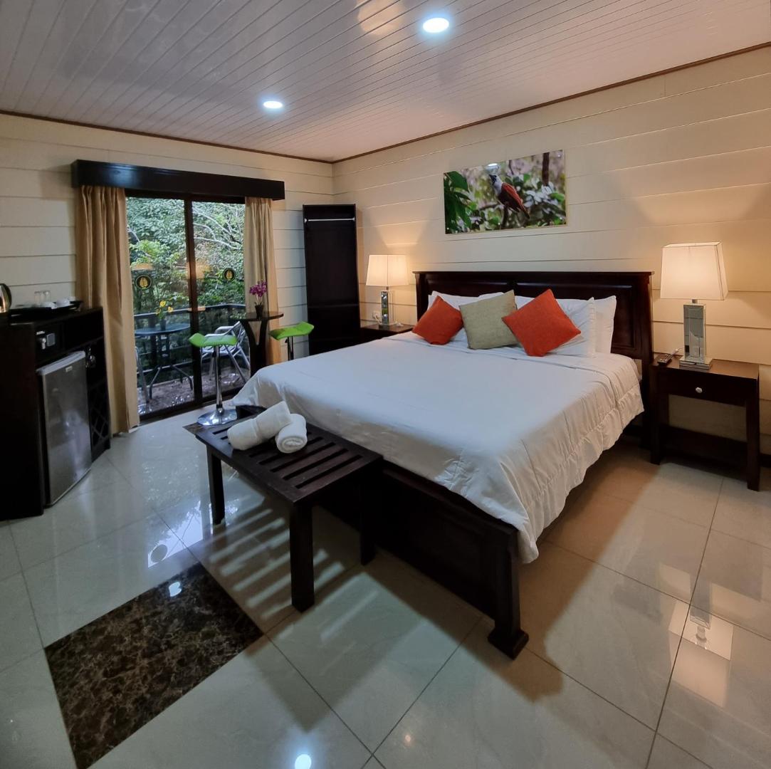 Suites & Villas Calathea