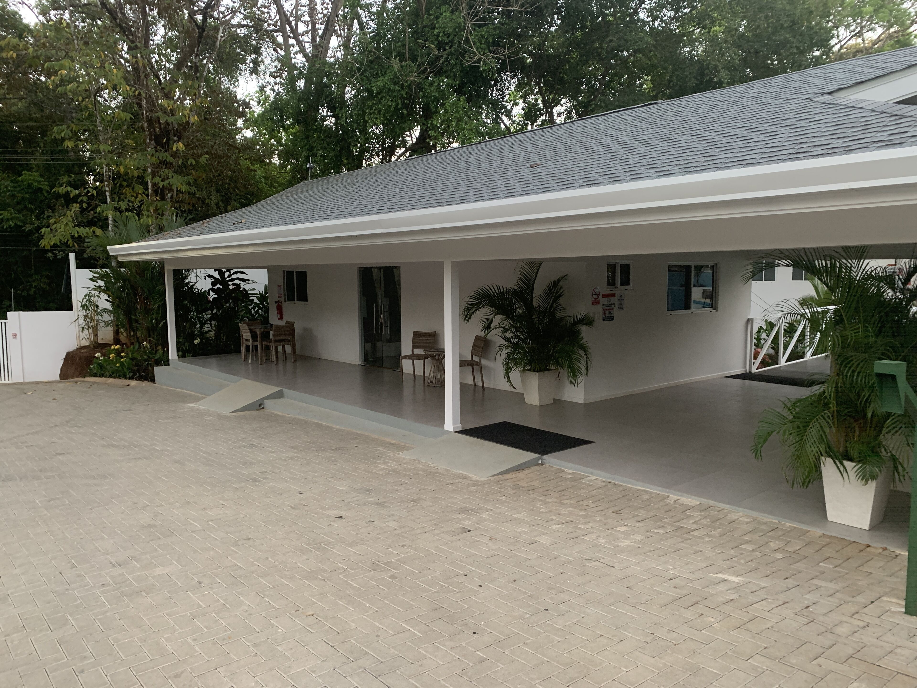 Aves Hotel Montezuma