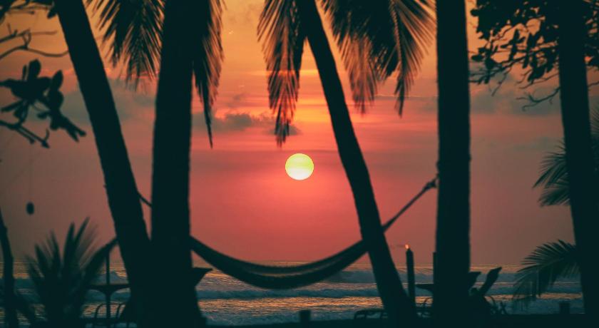 Clandestino Beach Resort