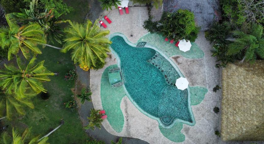 Clandestino Beach Resort