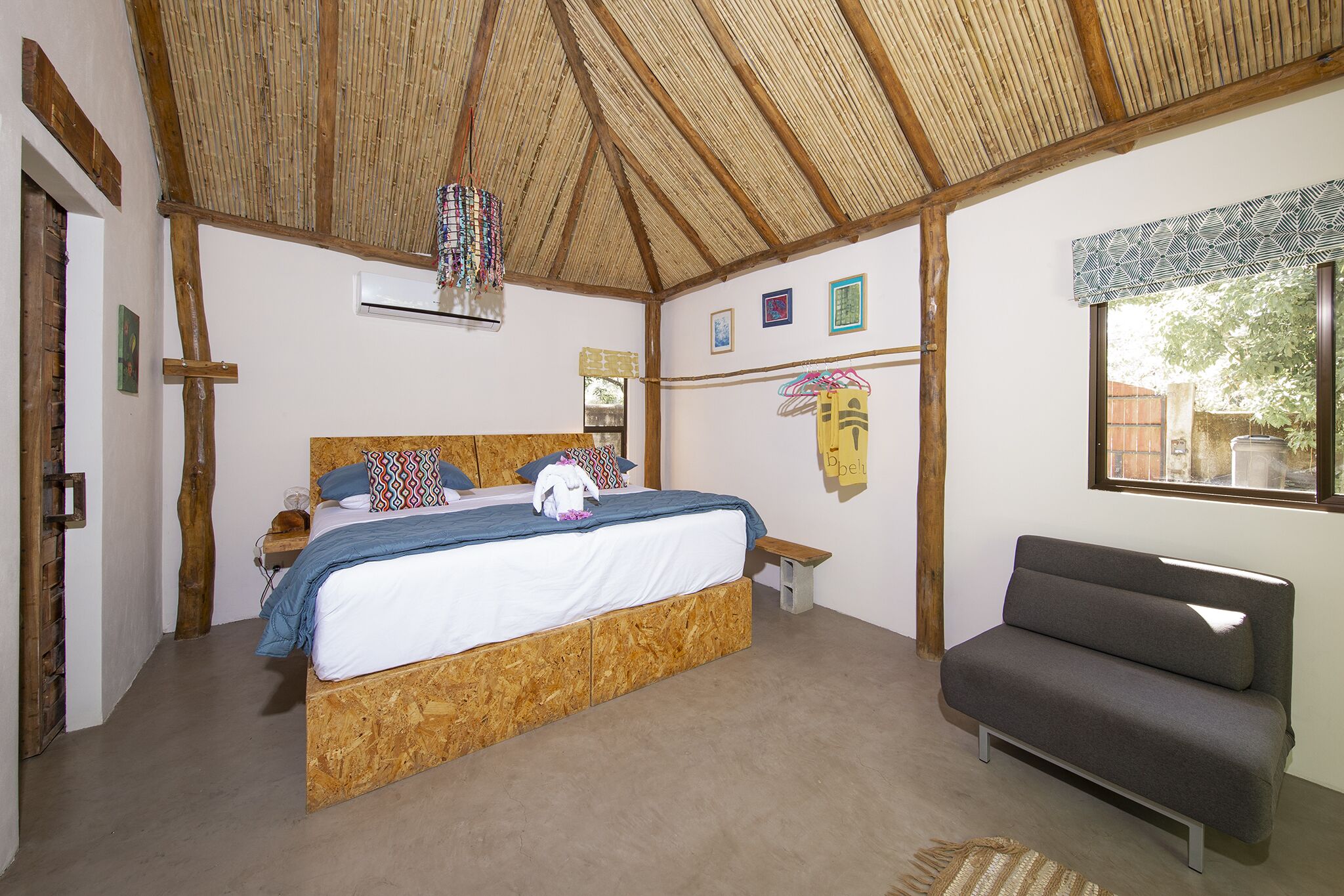 Curiol Boutique Hotel & Lounge