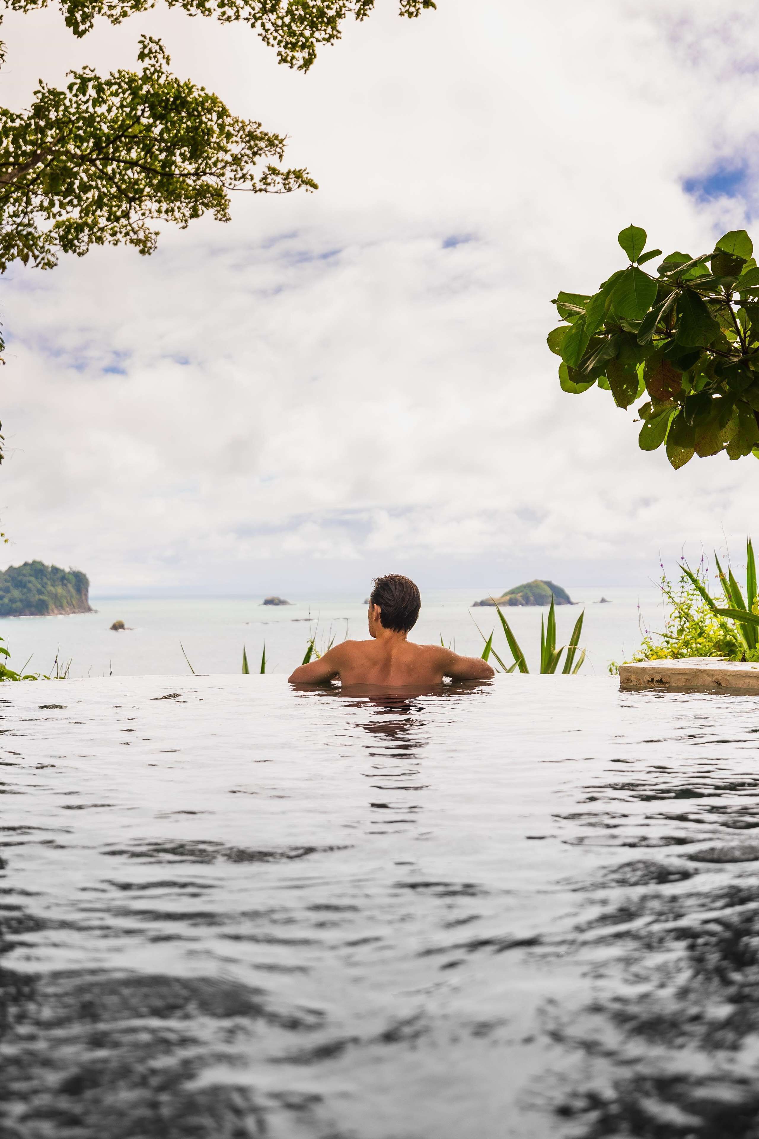 Arenas del Mar Beachfront & Rainforest Resort