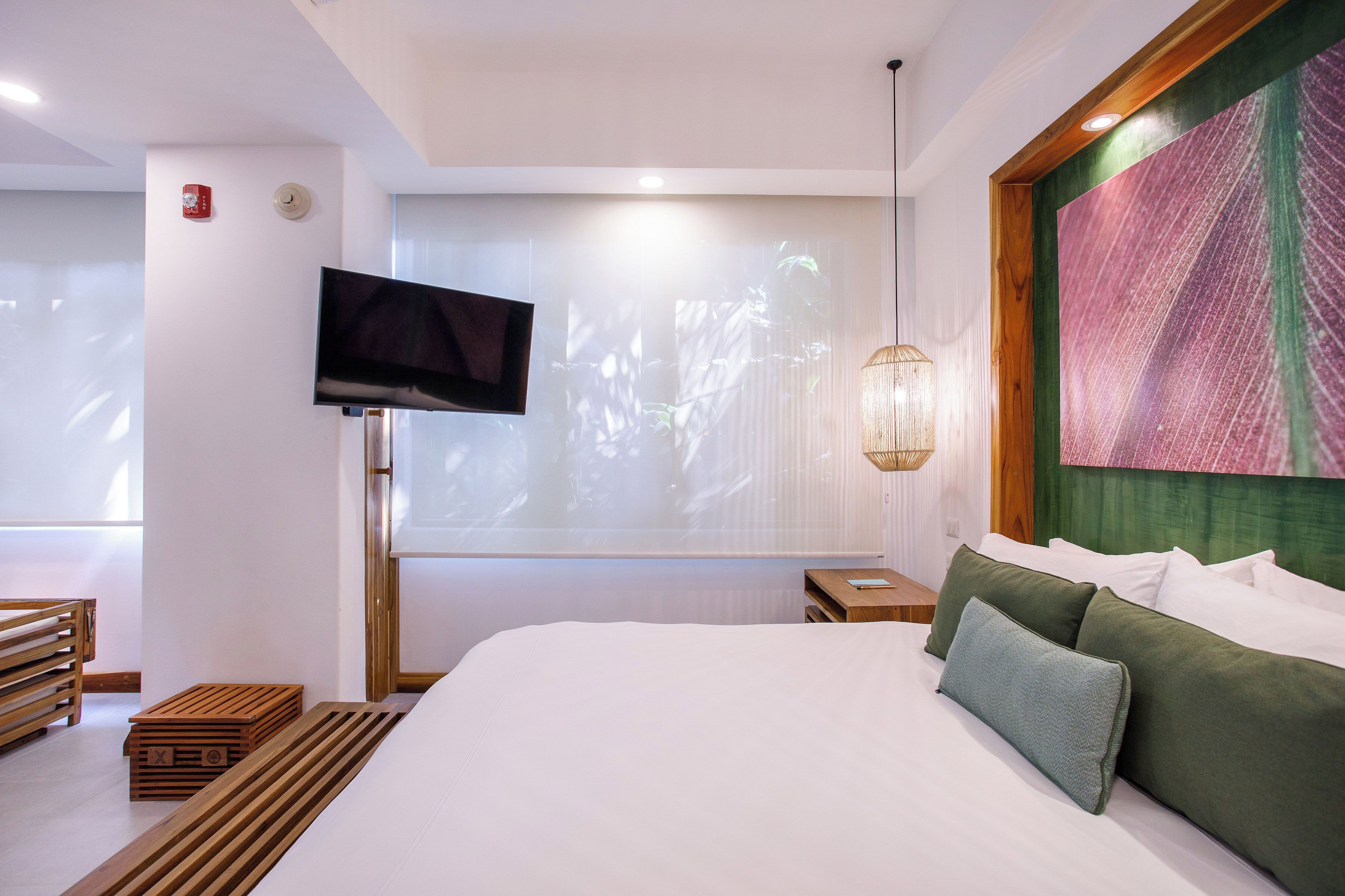 Arenas del Mar Beachfront & Rainforest Resort