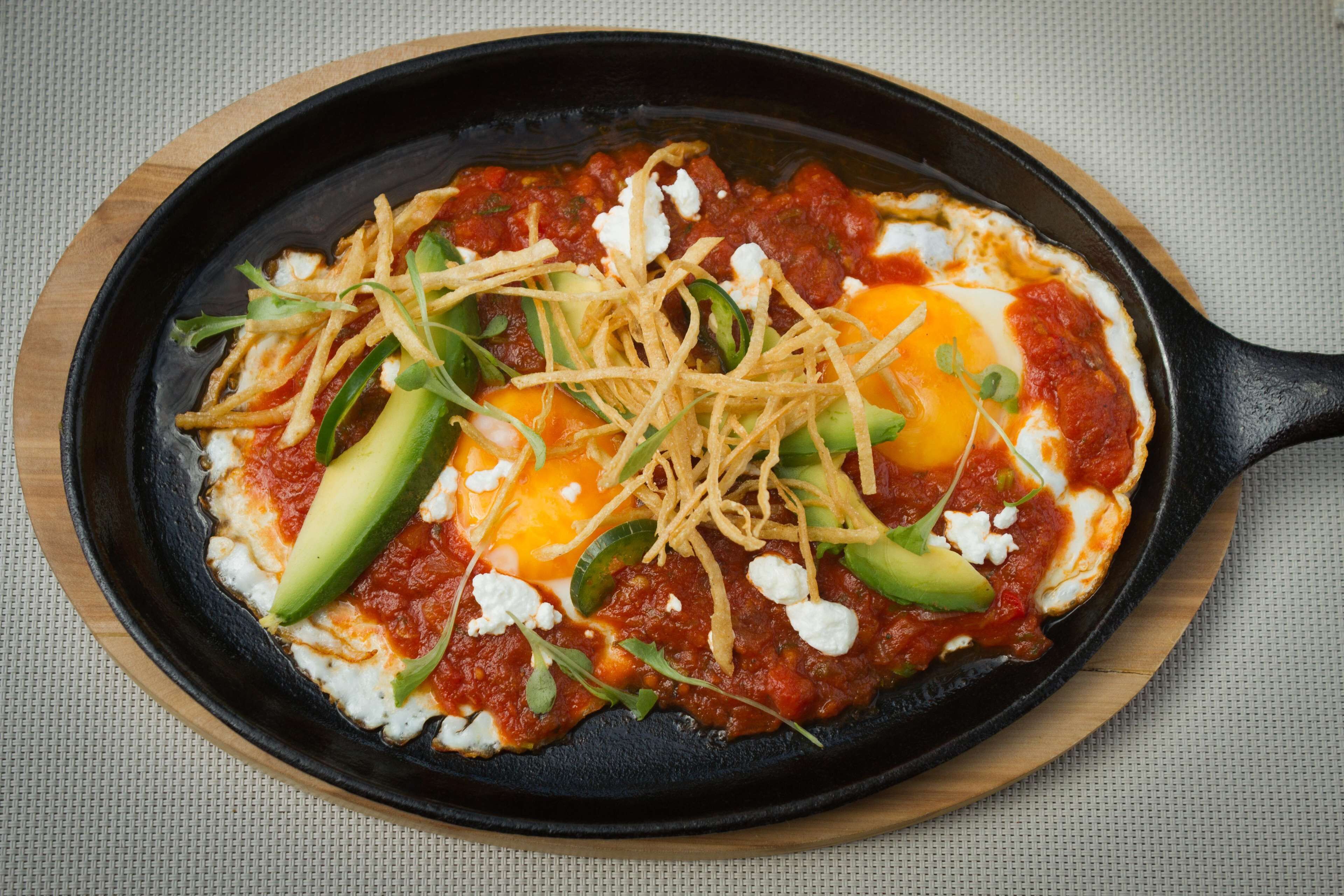 Arenas del Mar Beachfront & Rainforest Resort