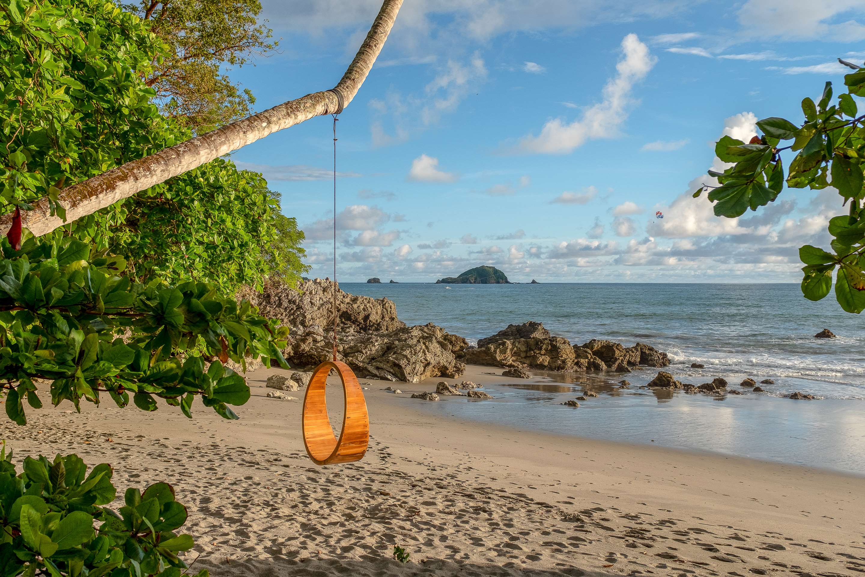 Arenas del Mar Beachfront & Rainforest Resort