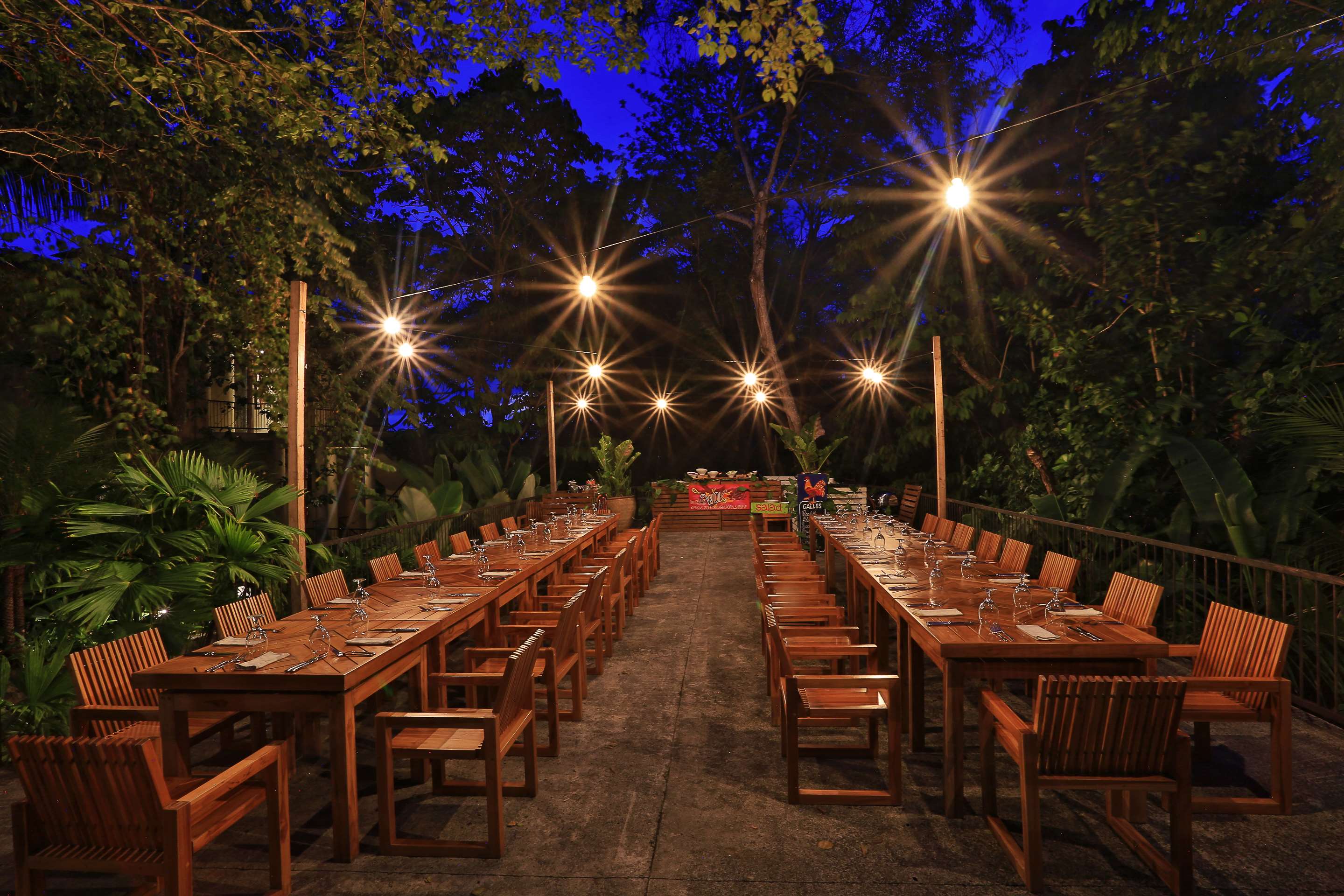 Arenas del Mar Beachfront & Rainforest Resort