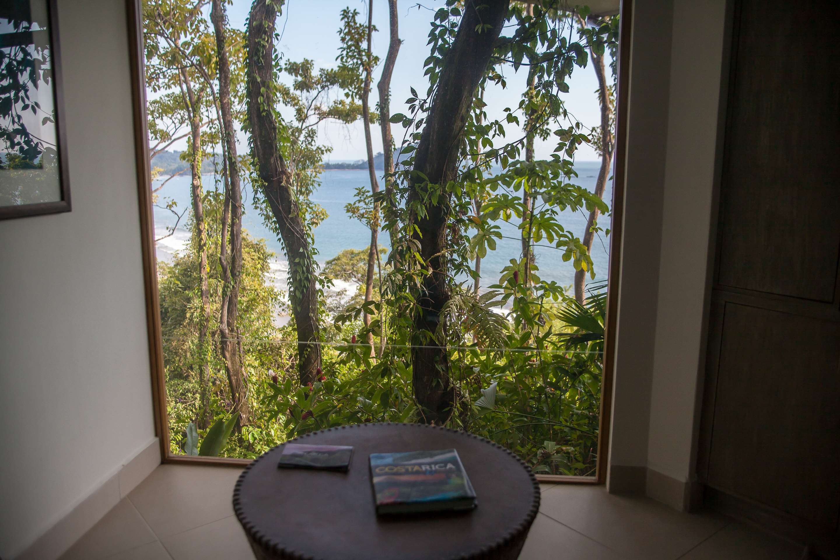 Arenas del Mar Beachfront & Rainforest Resort