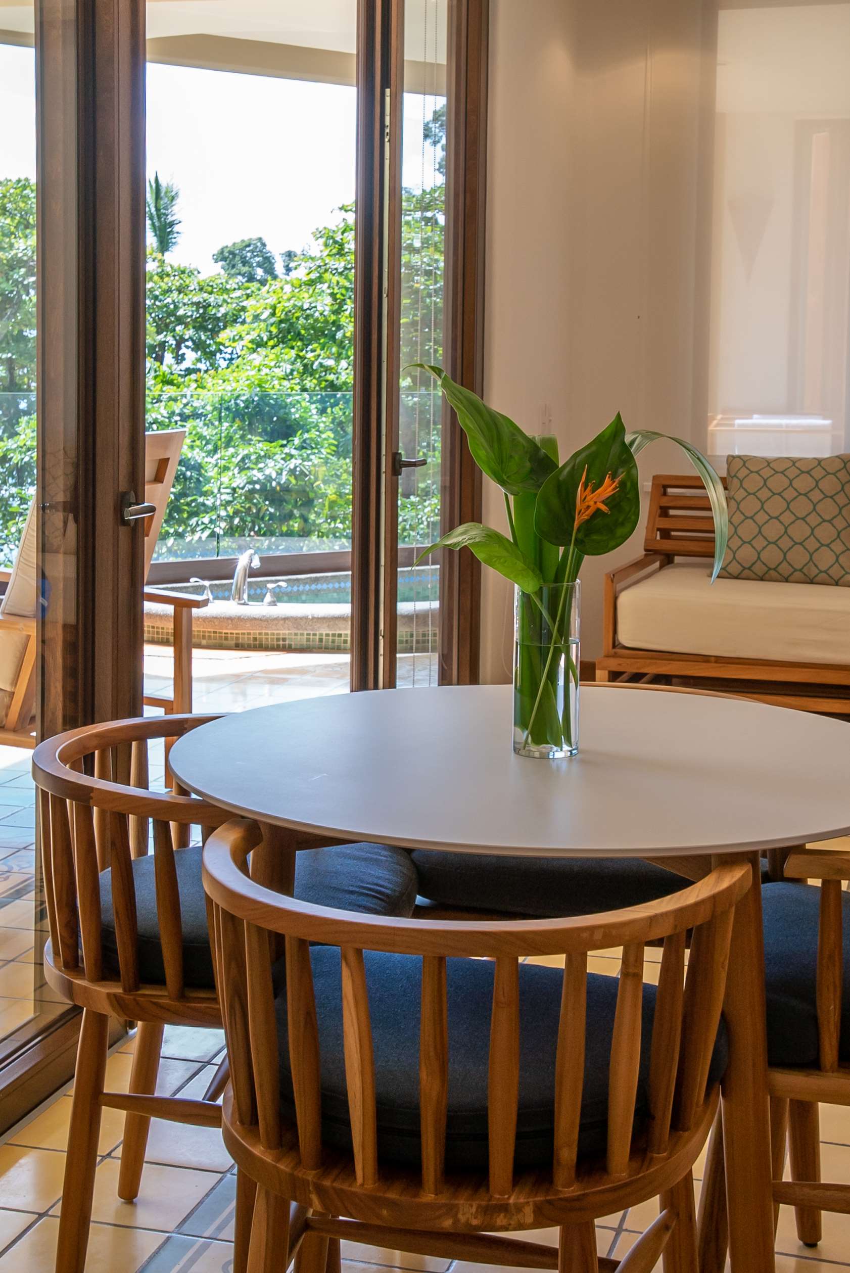 Arenas del Mar Beachfront & Rainforest Resort