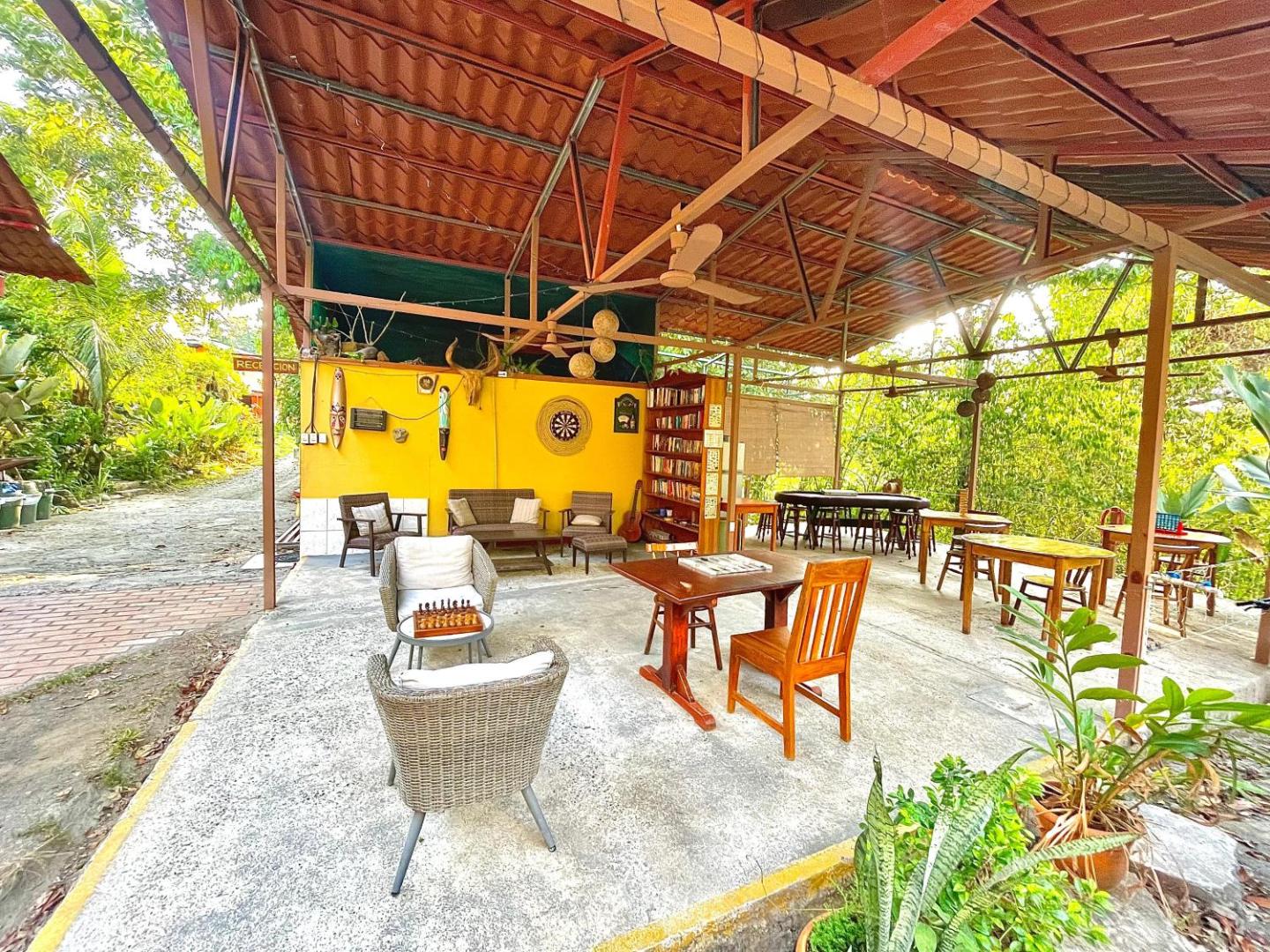 Hotel Las Tres Banderas