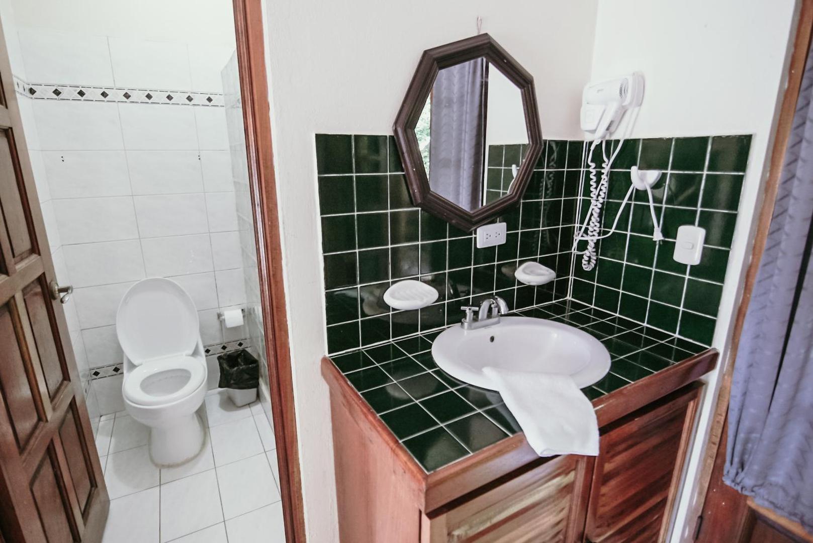 Hotel Las Tres Banderas