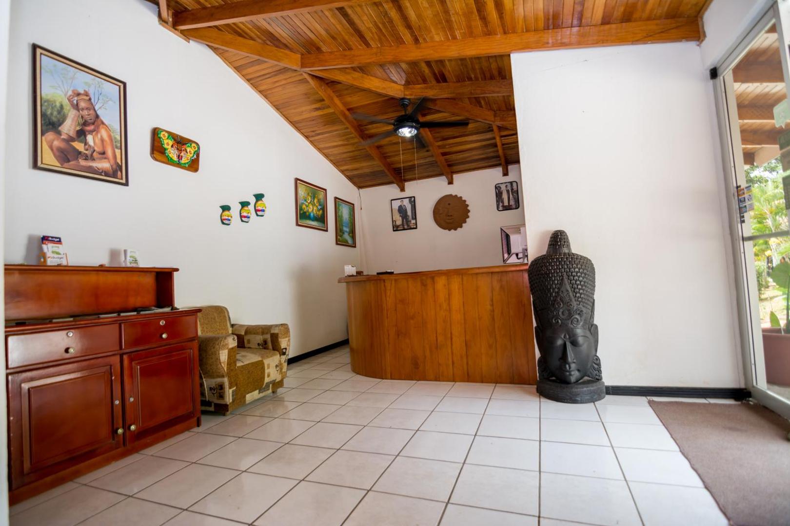 Pacific Paradise Resort