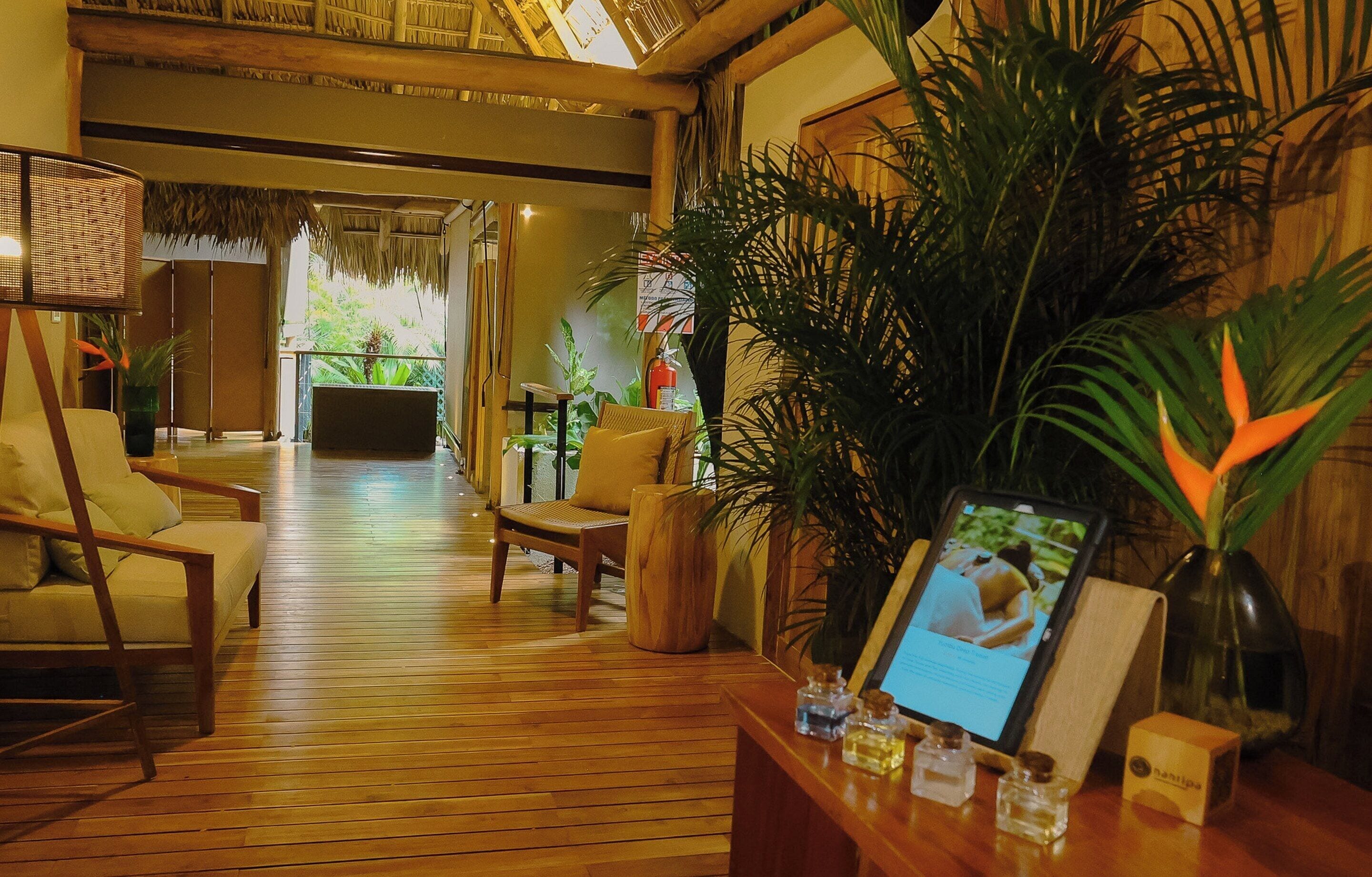 Hotel Nantipa - - A Tico Beach Experience