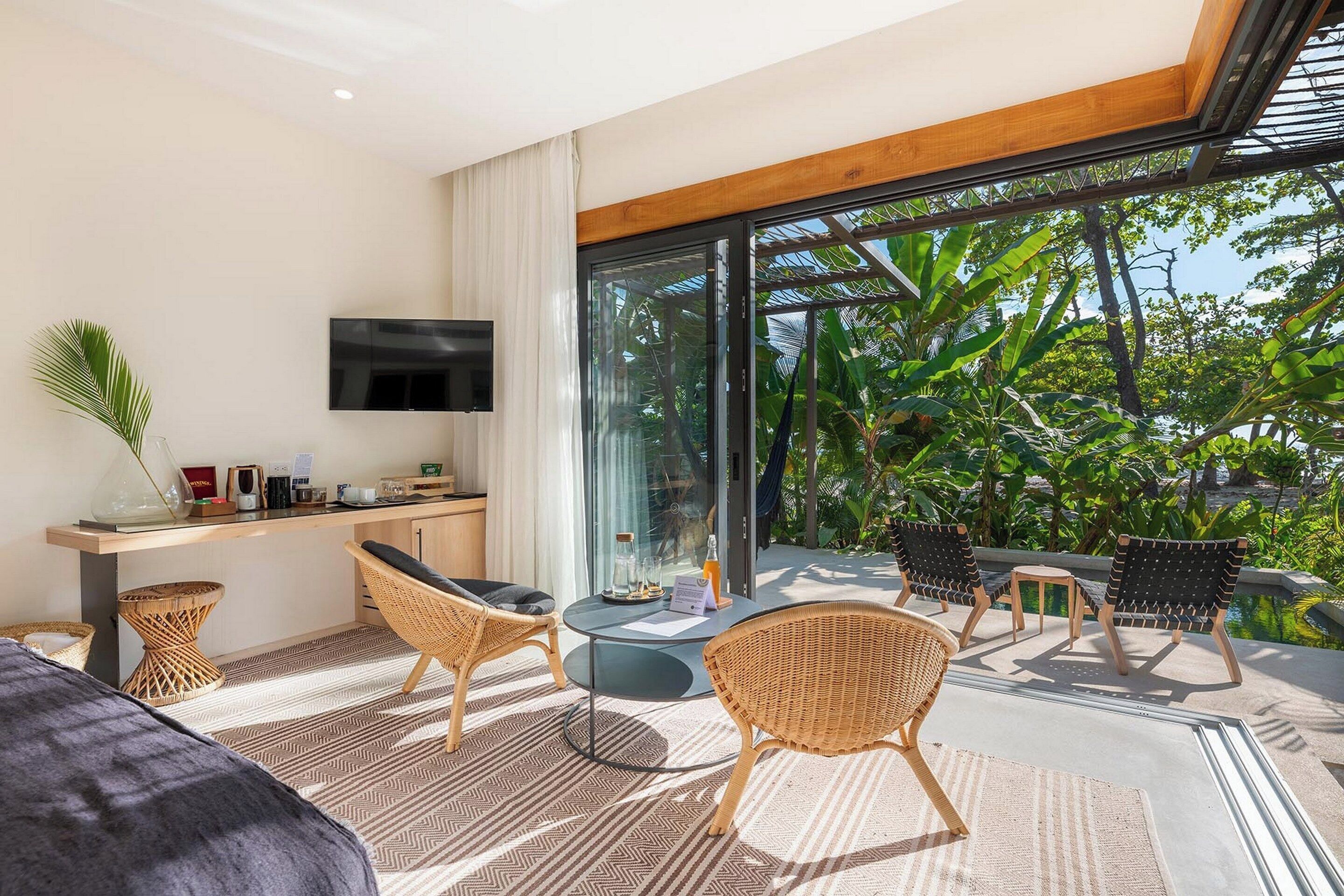 Hotel Nantipa - - A Tico Beach Experience