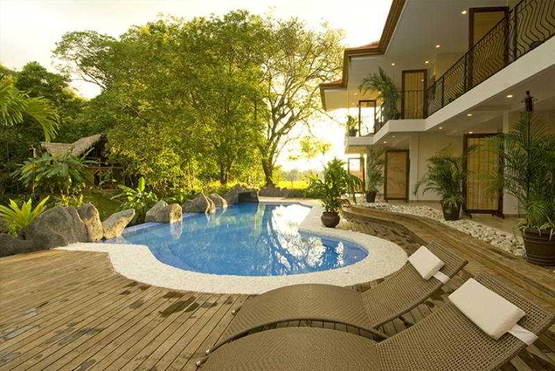 Hotel Pumilio Mountain & Ocean Hotel