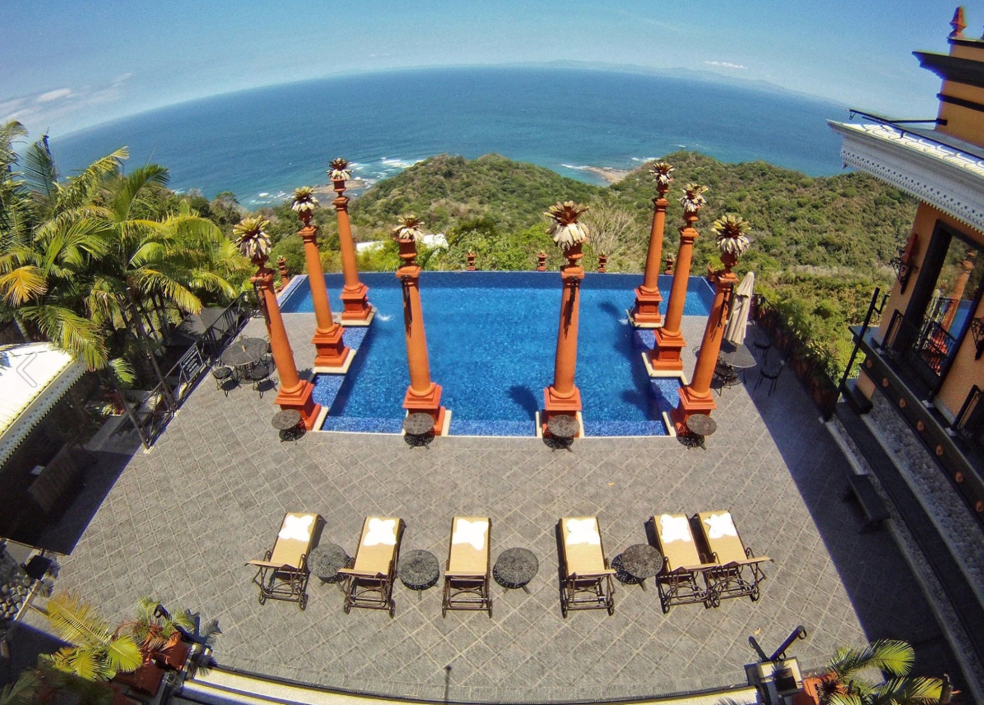 Villa Caletas