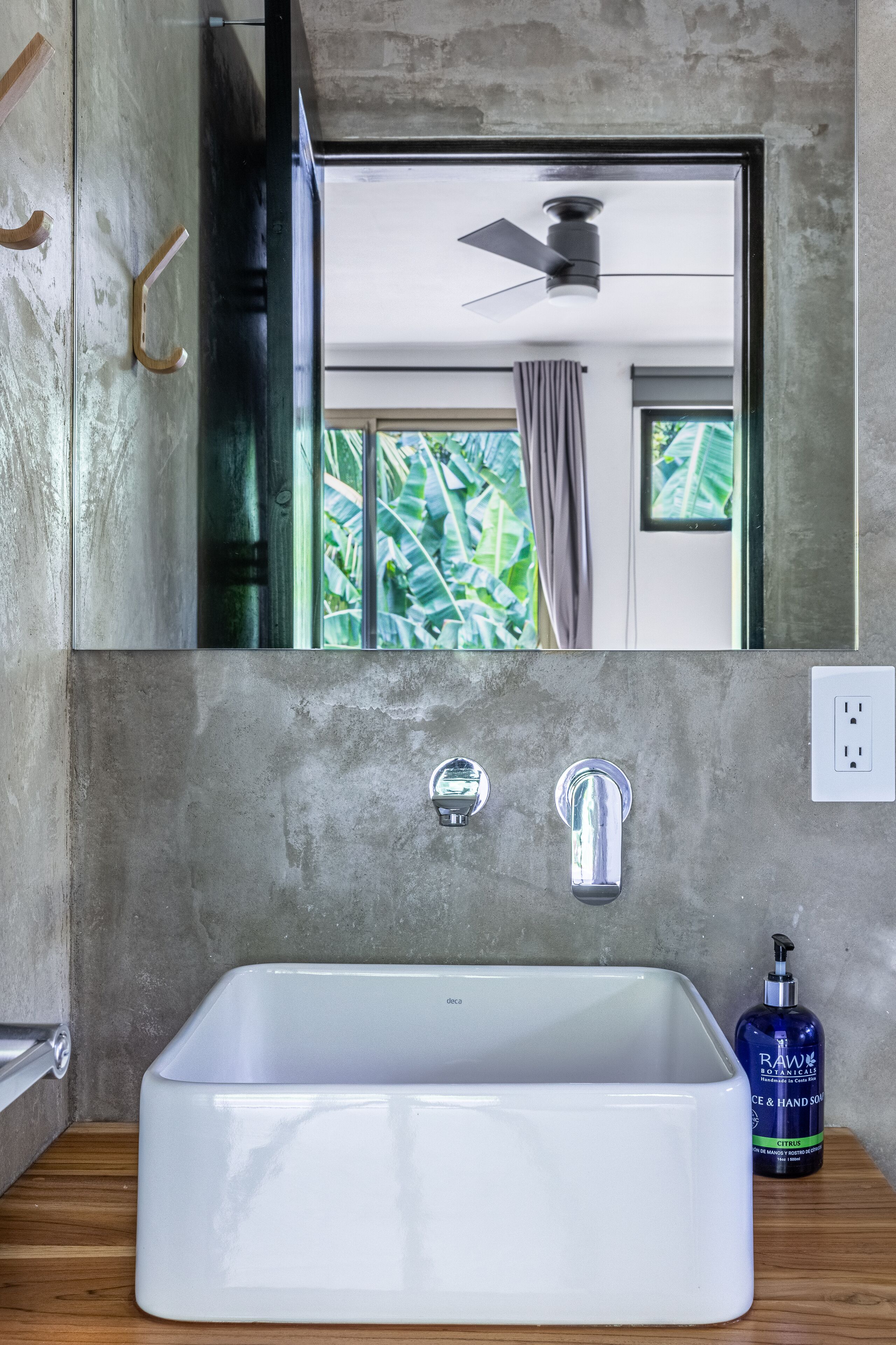 Ventura Santa Teresa