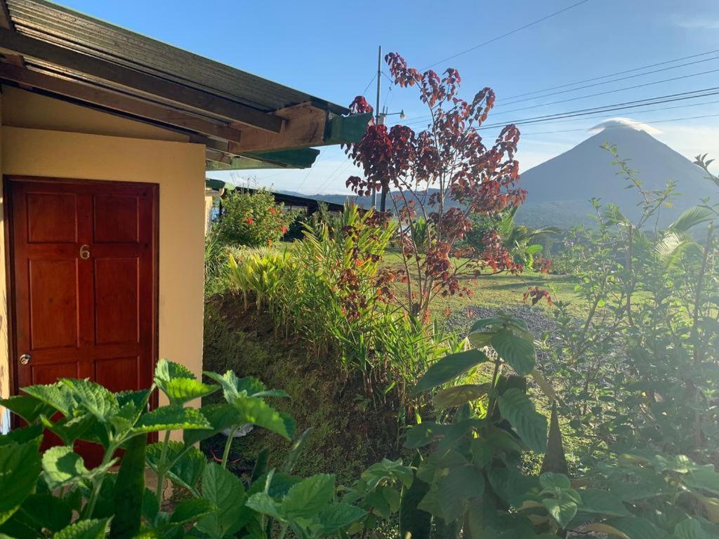 Essence Arenal Hostel