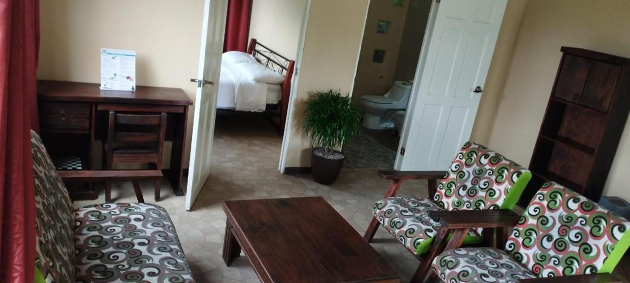 Essence Arenal Hostel