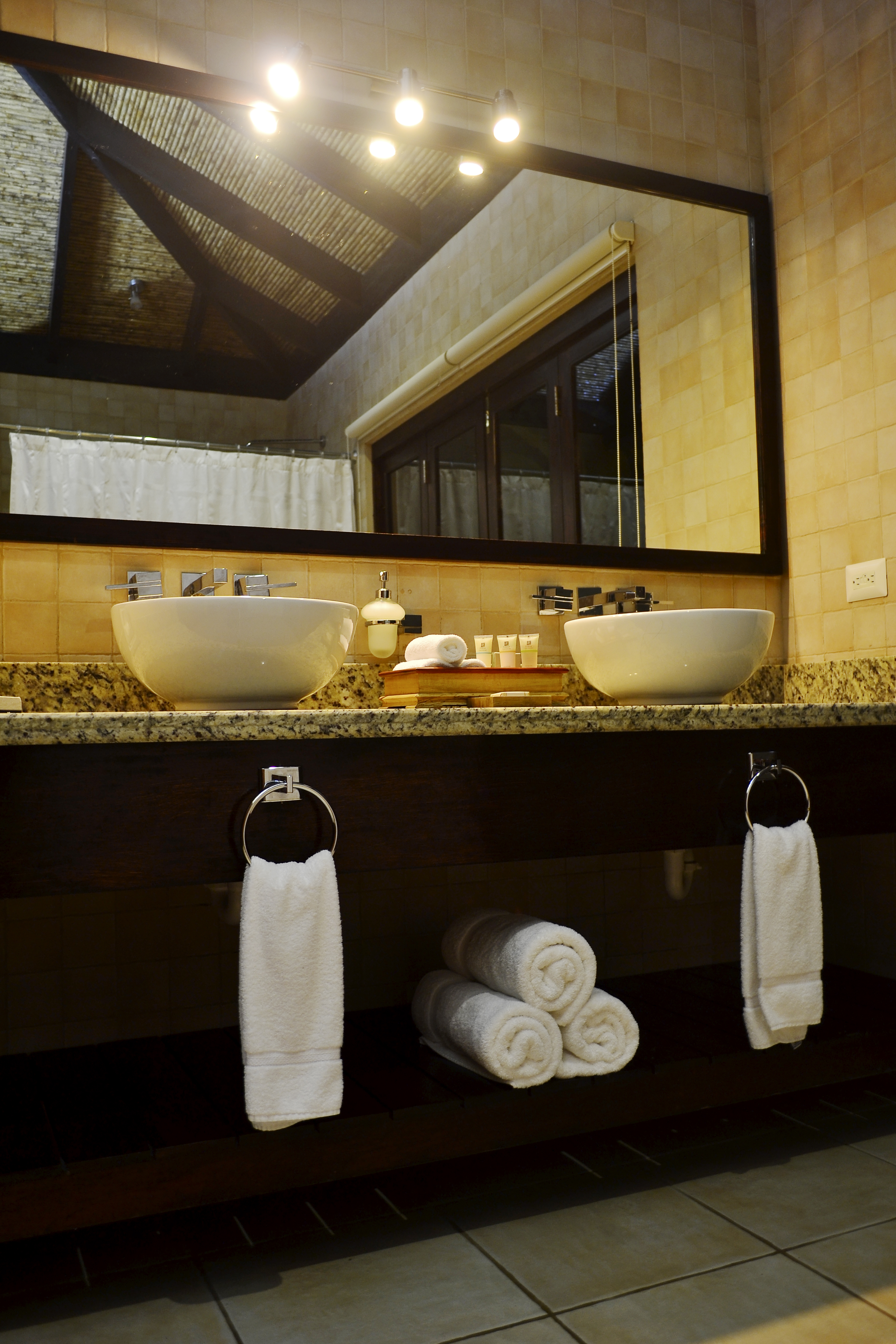 Rio Celeste Hideaway Hotel