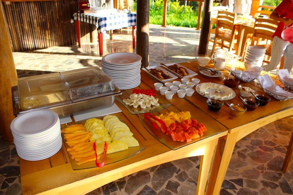 Macaw Lodge