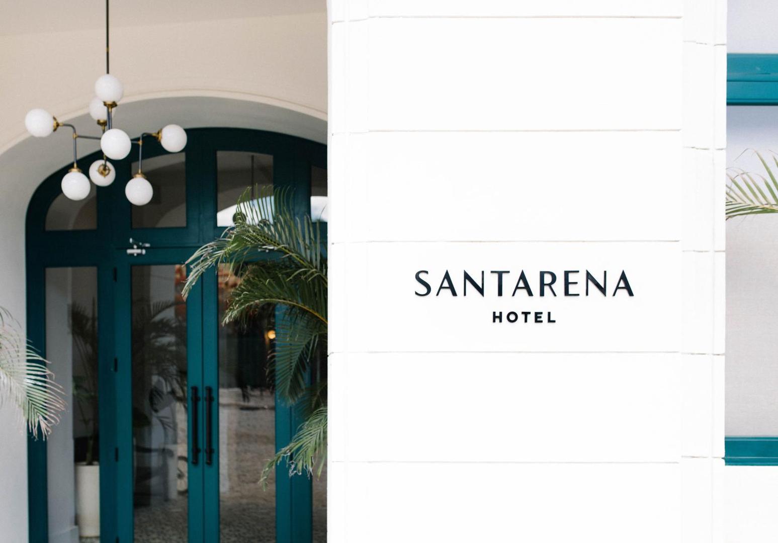 Santarena Hotel
