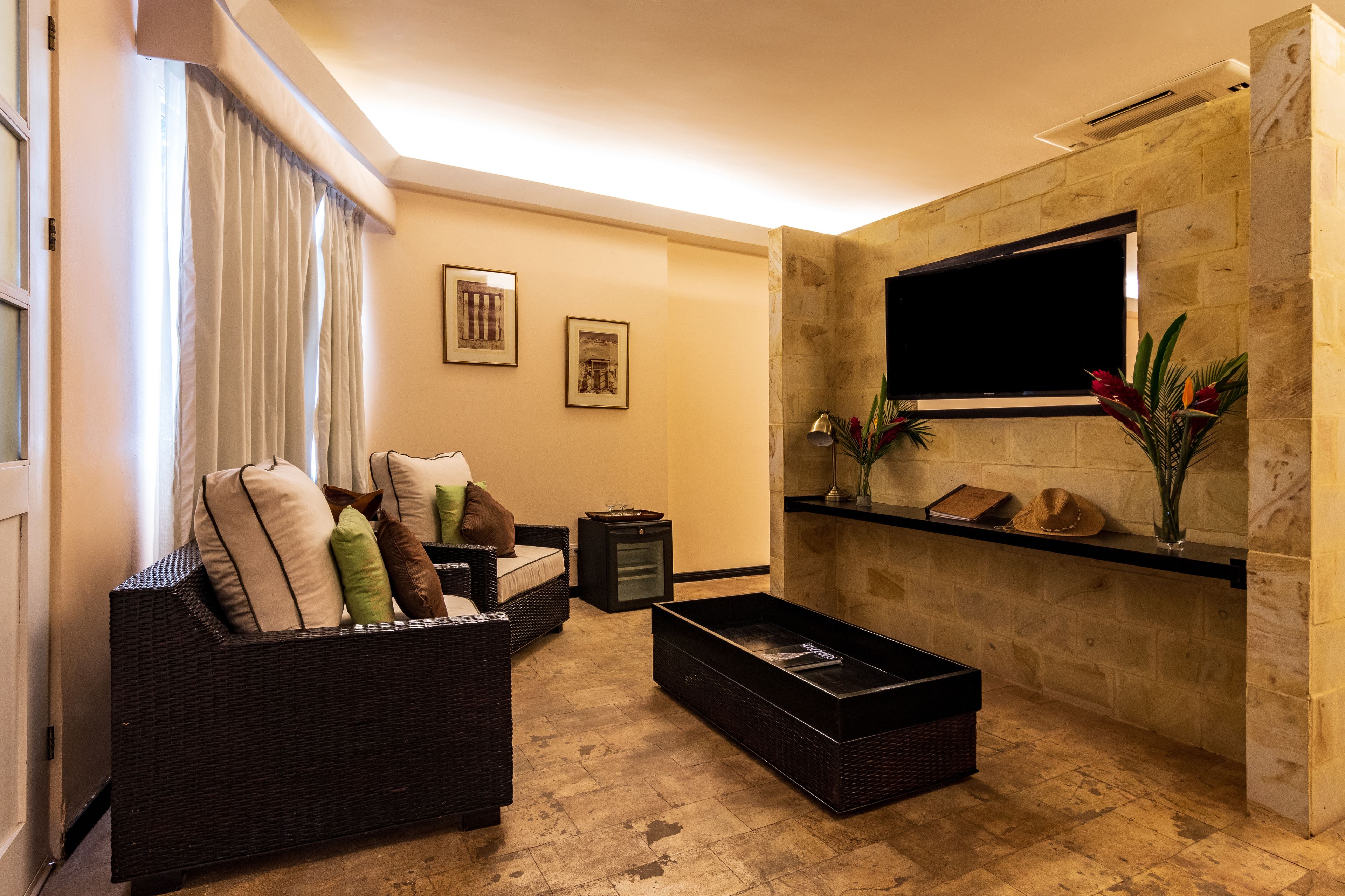 Gaia Hotel & Reserve