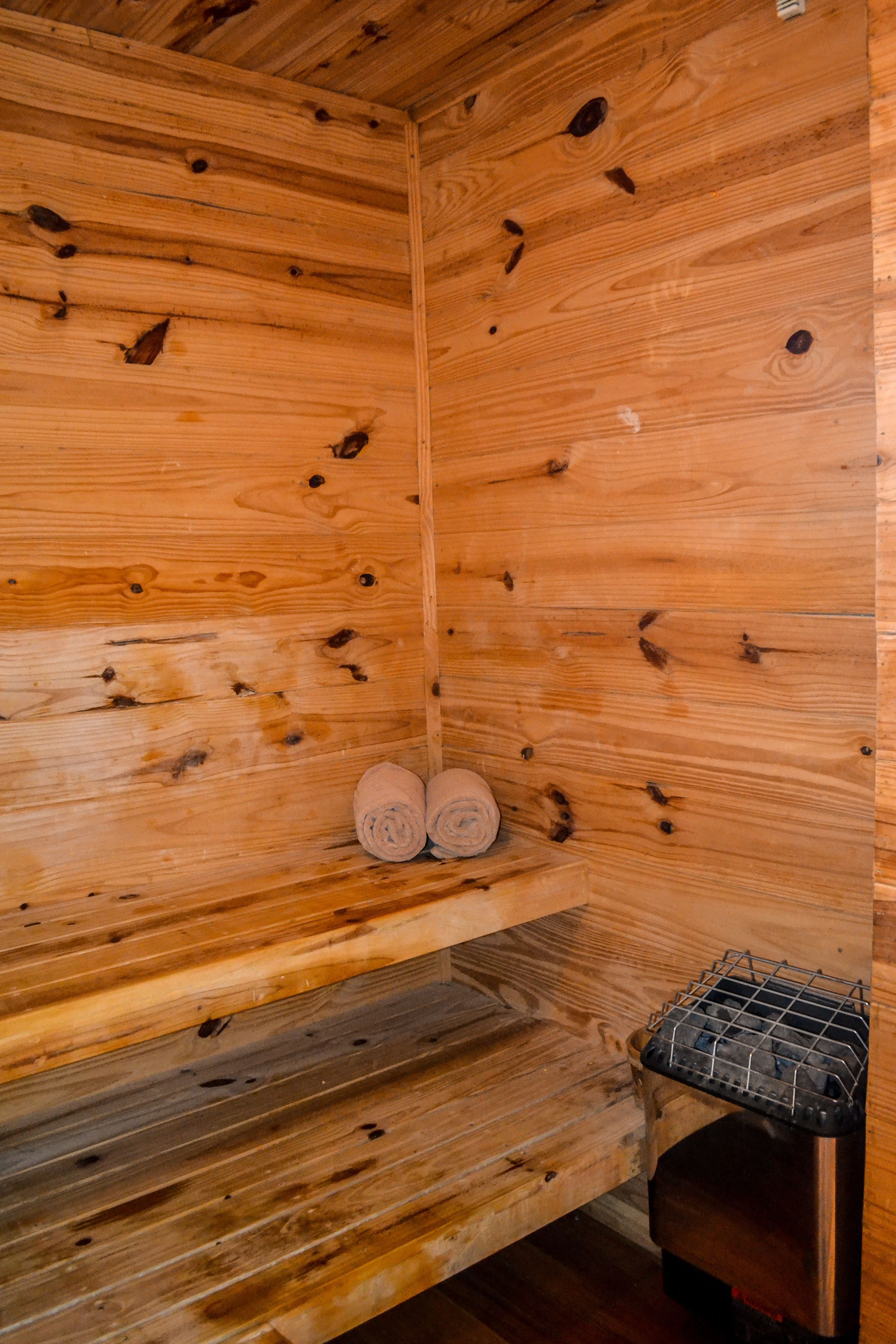 Gaia Hotel & Reserve