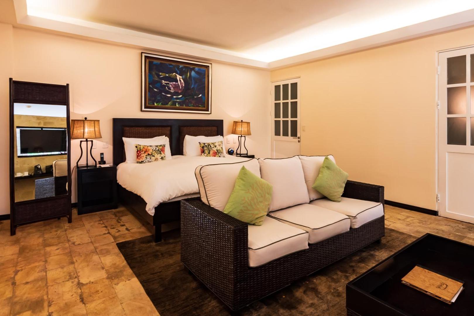 Gaia Hotel & Reserve