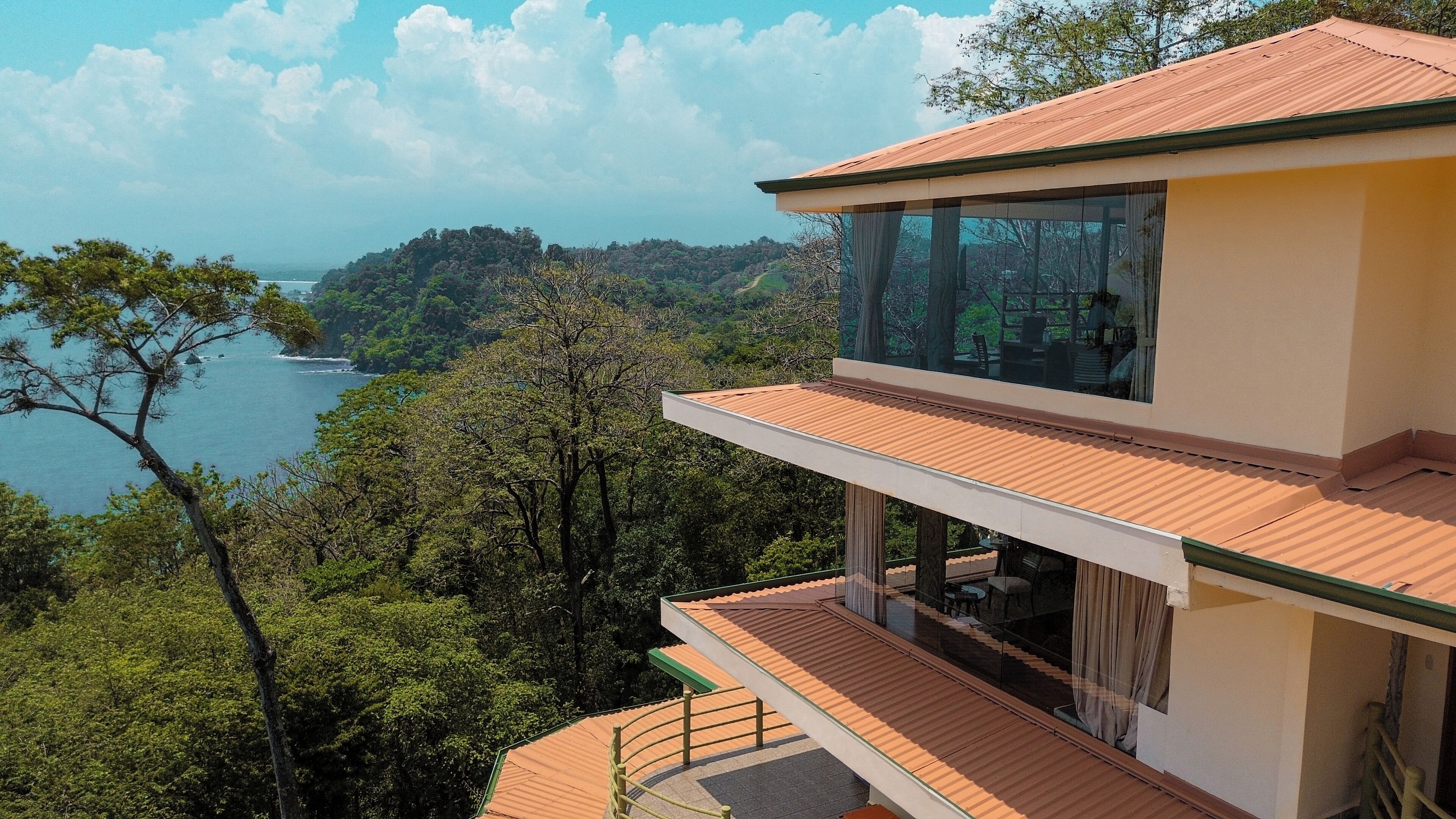 Issimo Suites Boutique Hotel & Spa