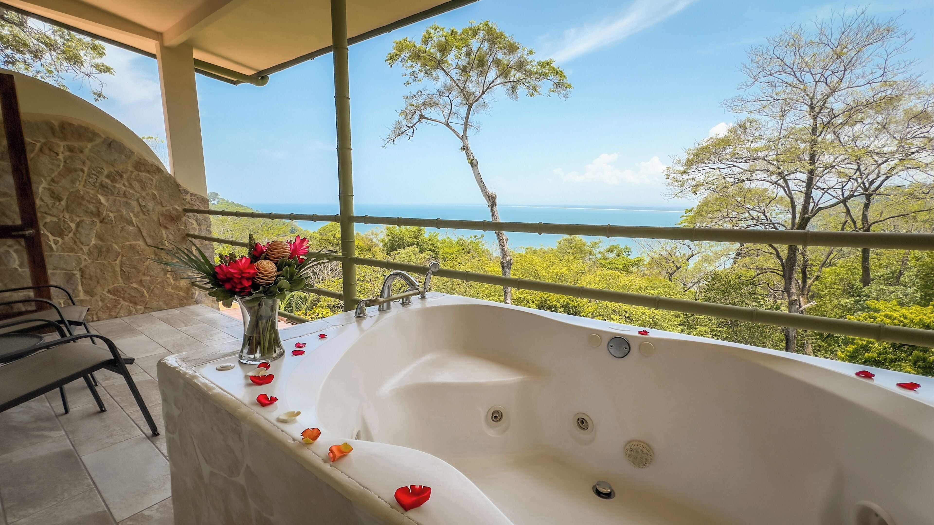 Issimo Suites Boutique Hotel & Spa