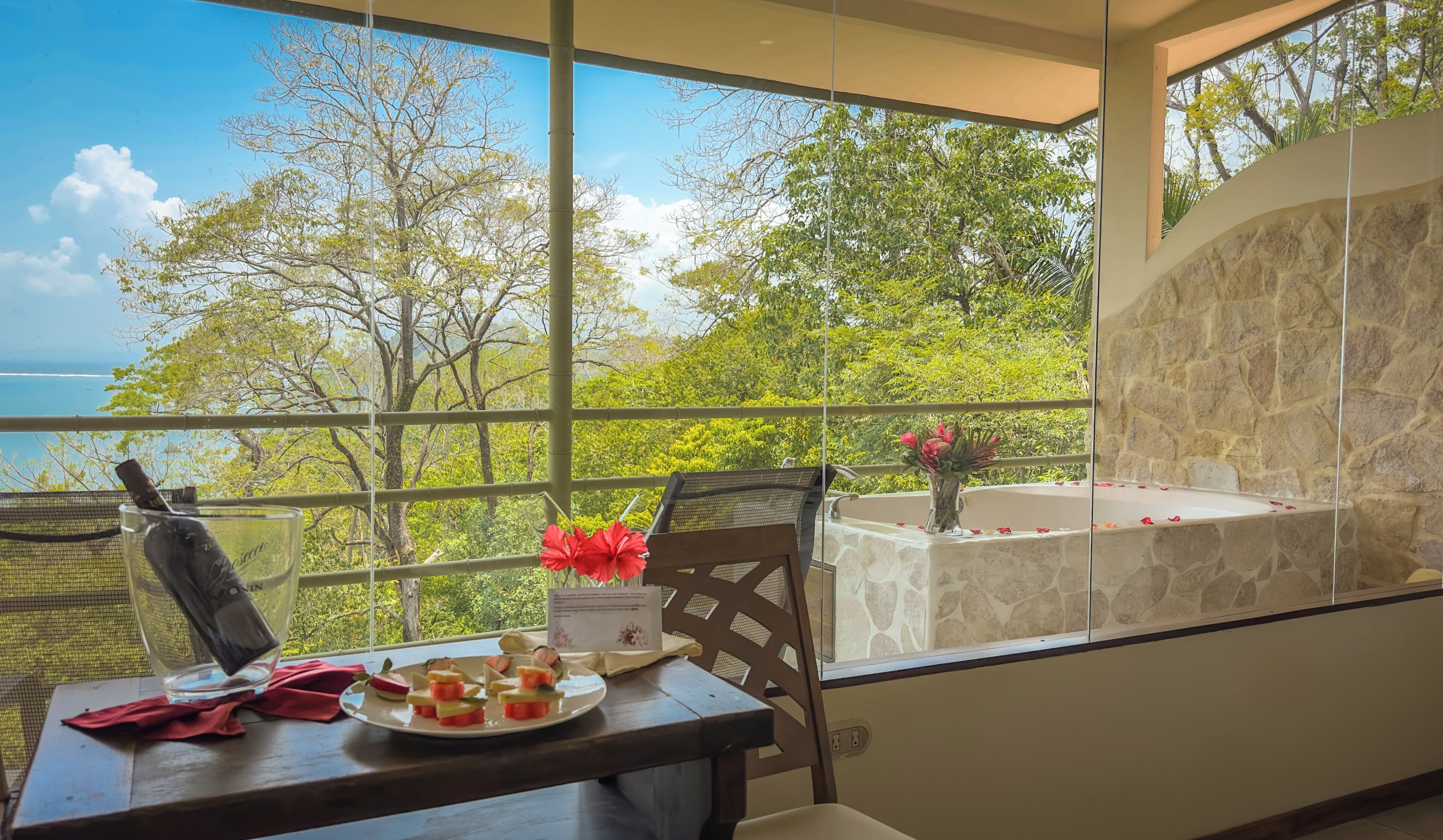 Issimo Suites Boutique Hotel & Spa