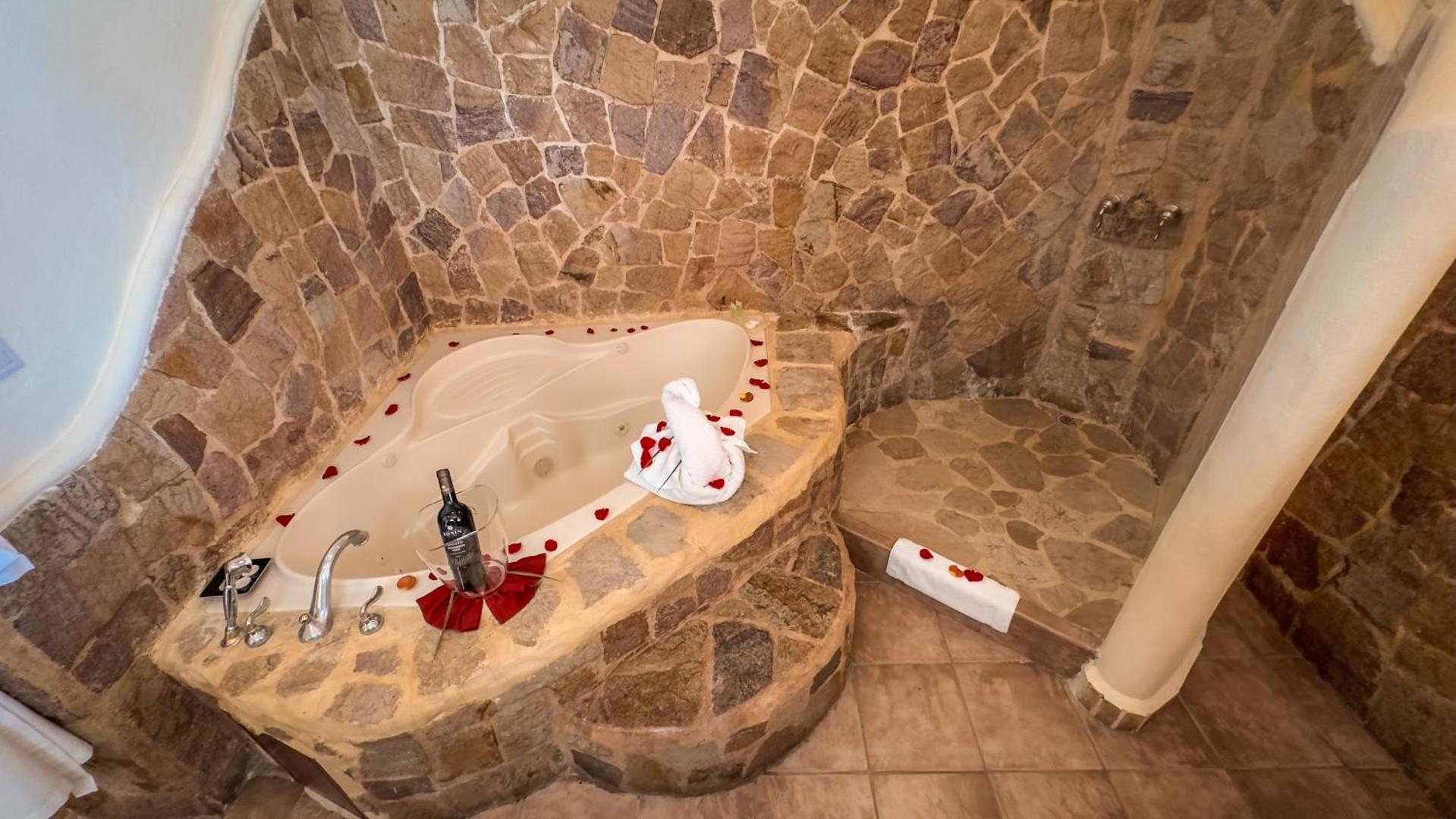 Issimo Suites Boutique Hotel & Spa