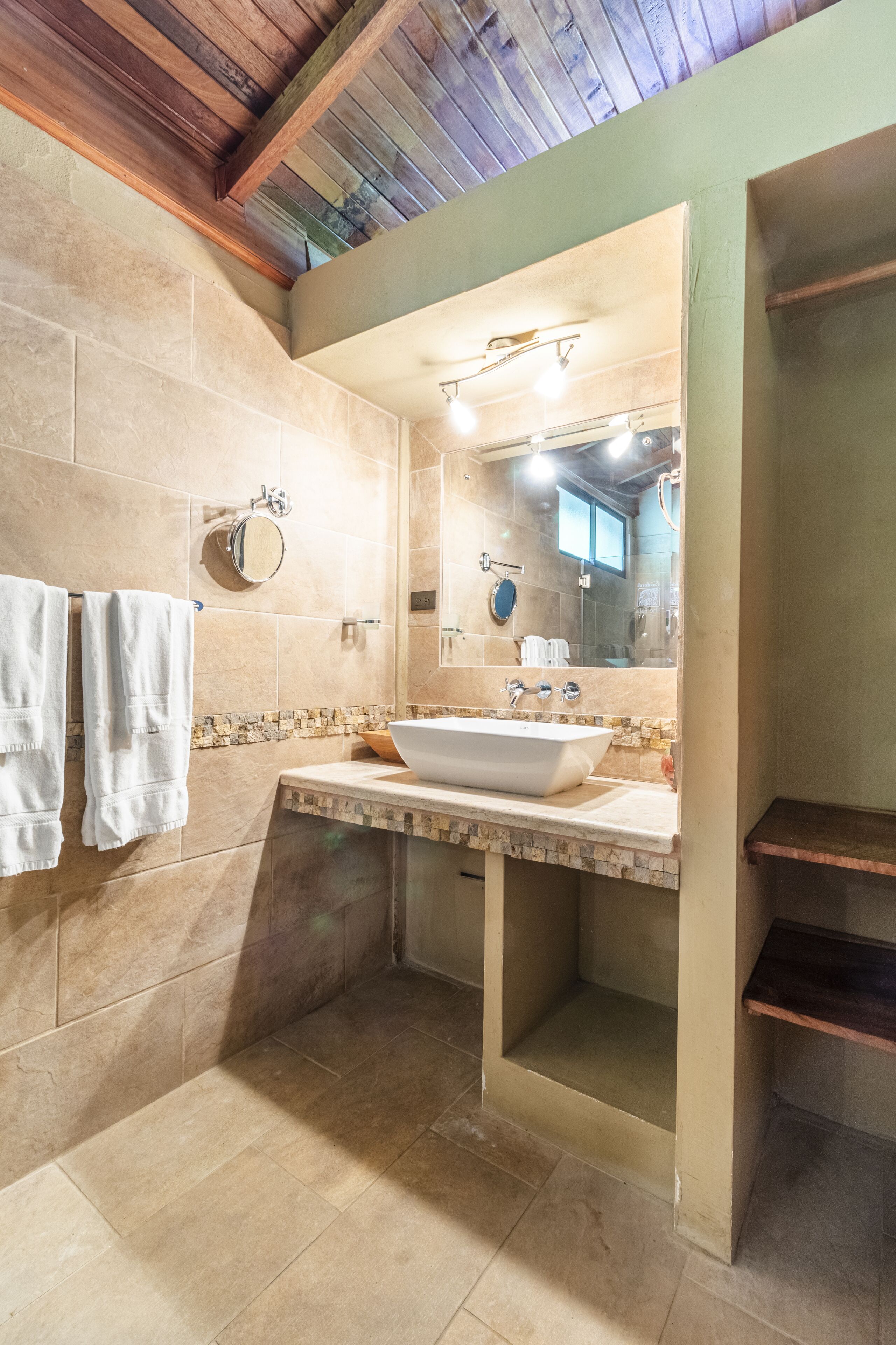 Las Cascadas The Falls Condotel