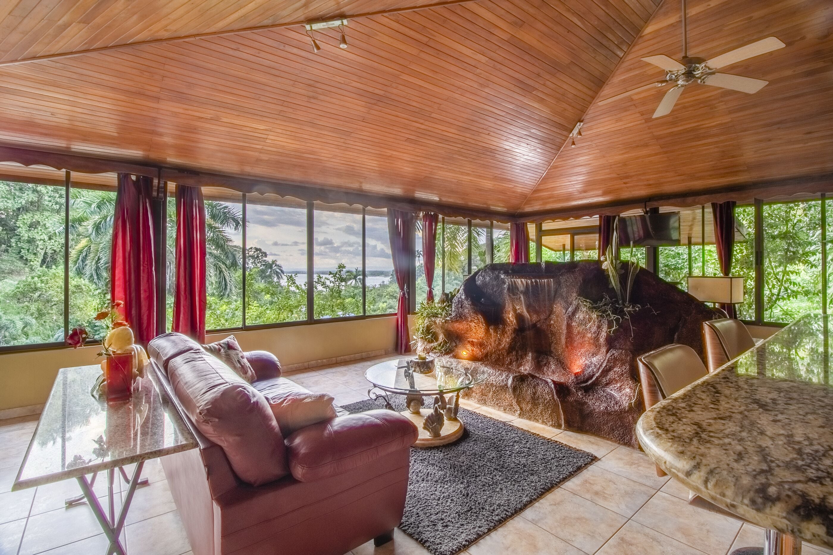 Las Cascadas The Falls Condotel