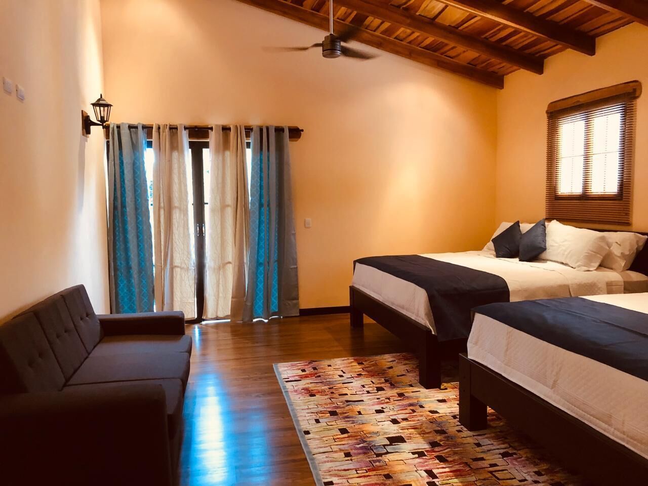 Millenium Hostels Manuel Antonio