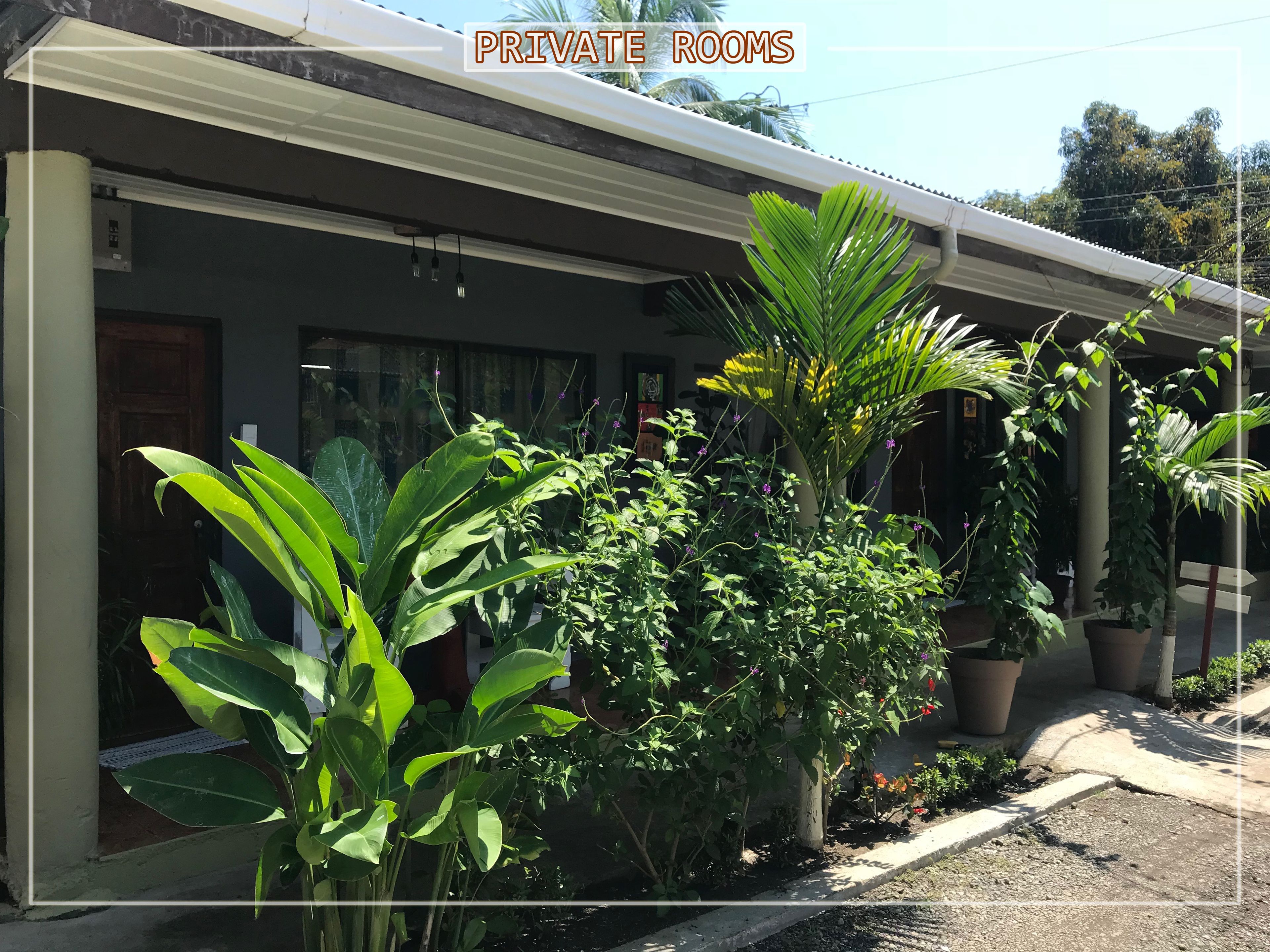 Millenium Hostels Manuel Antonio