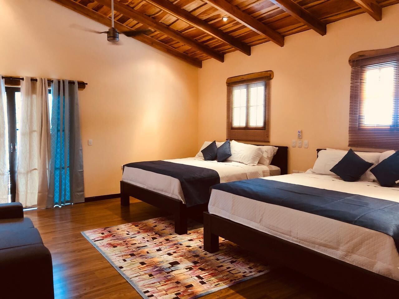 Millenium Hostels Manuel Antonio