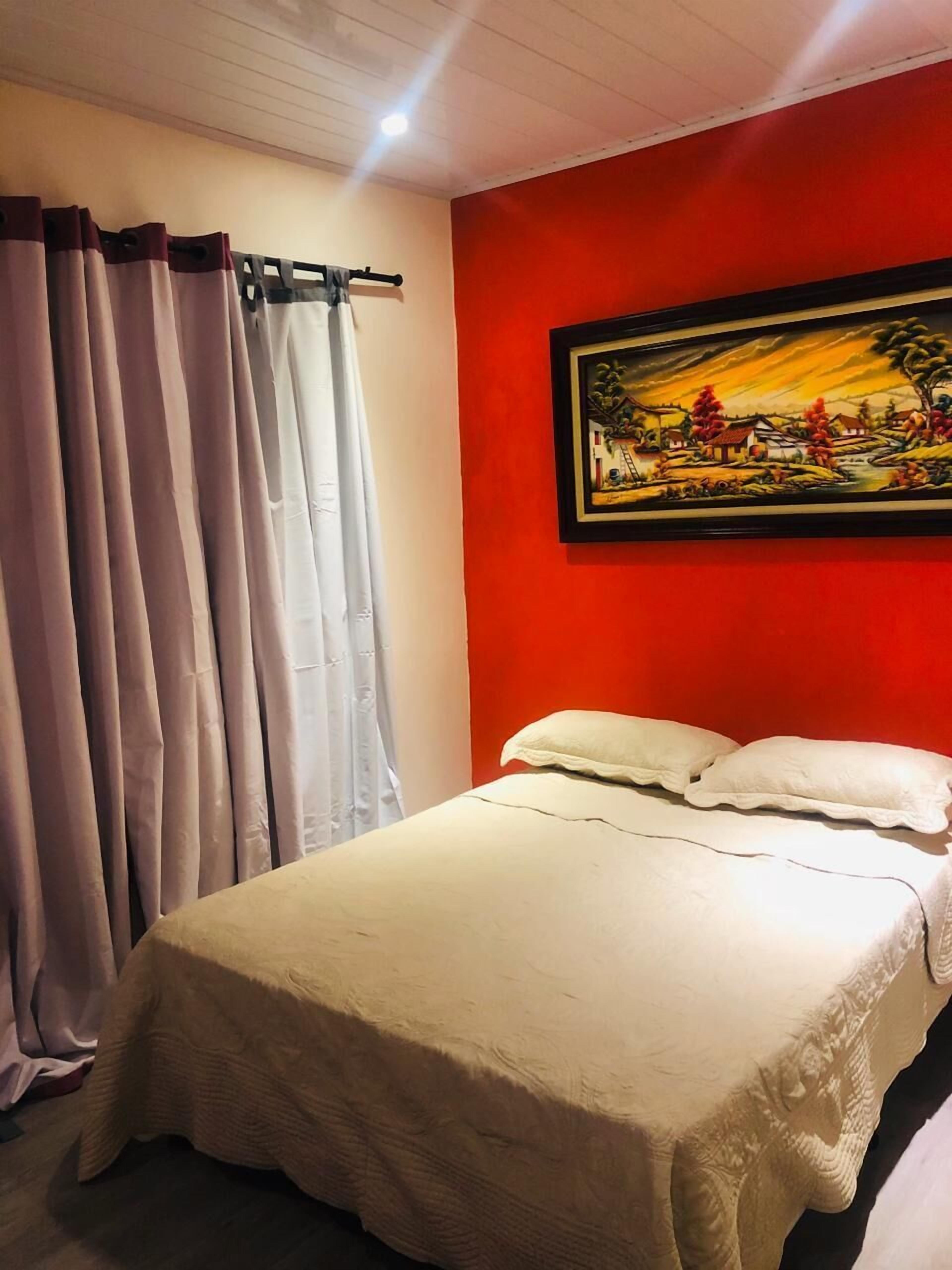 Millenium Hostels Manuel Antonio