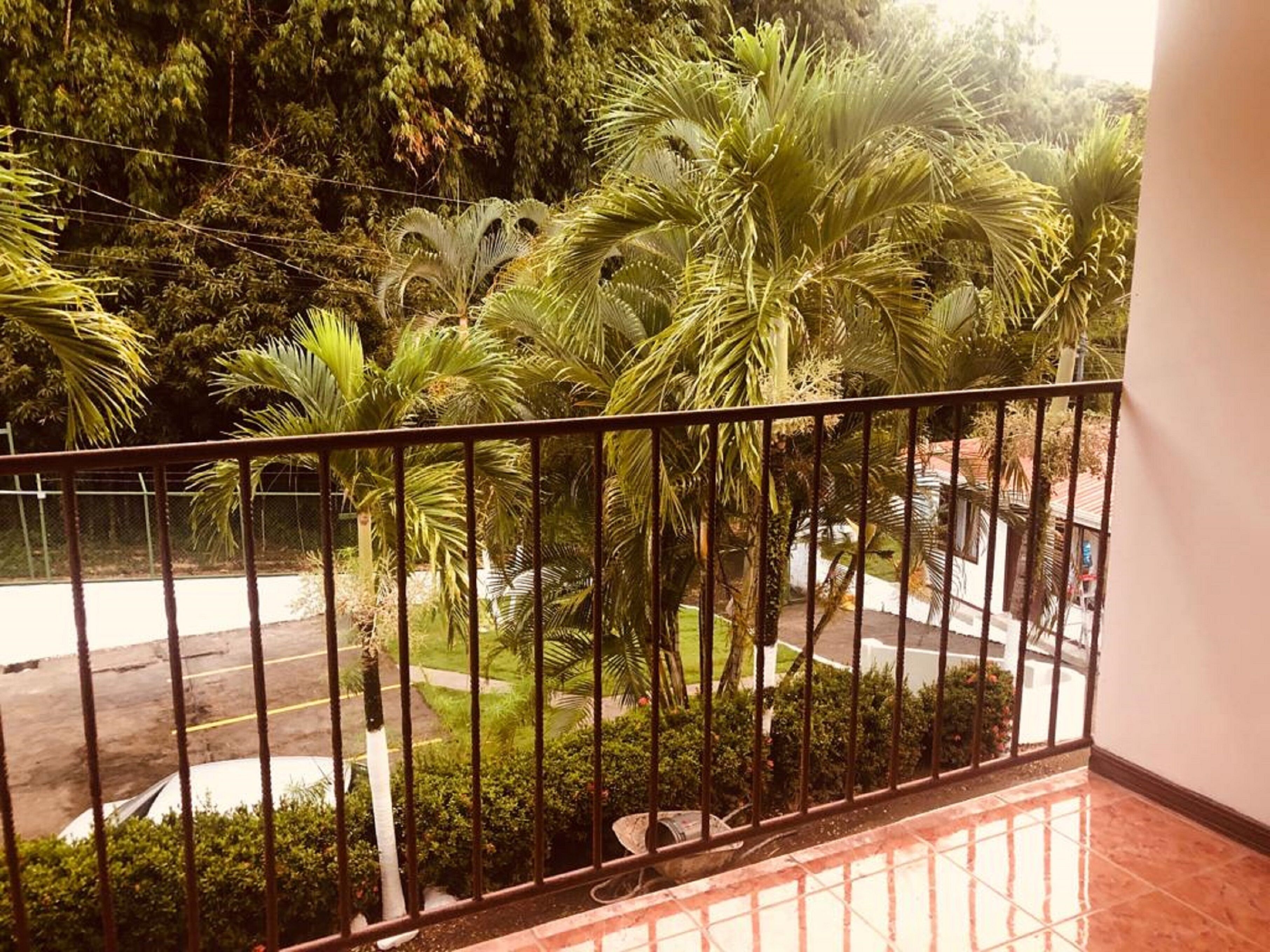 Casa Familiar Villa Aura