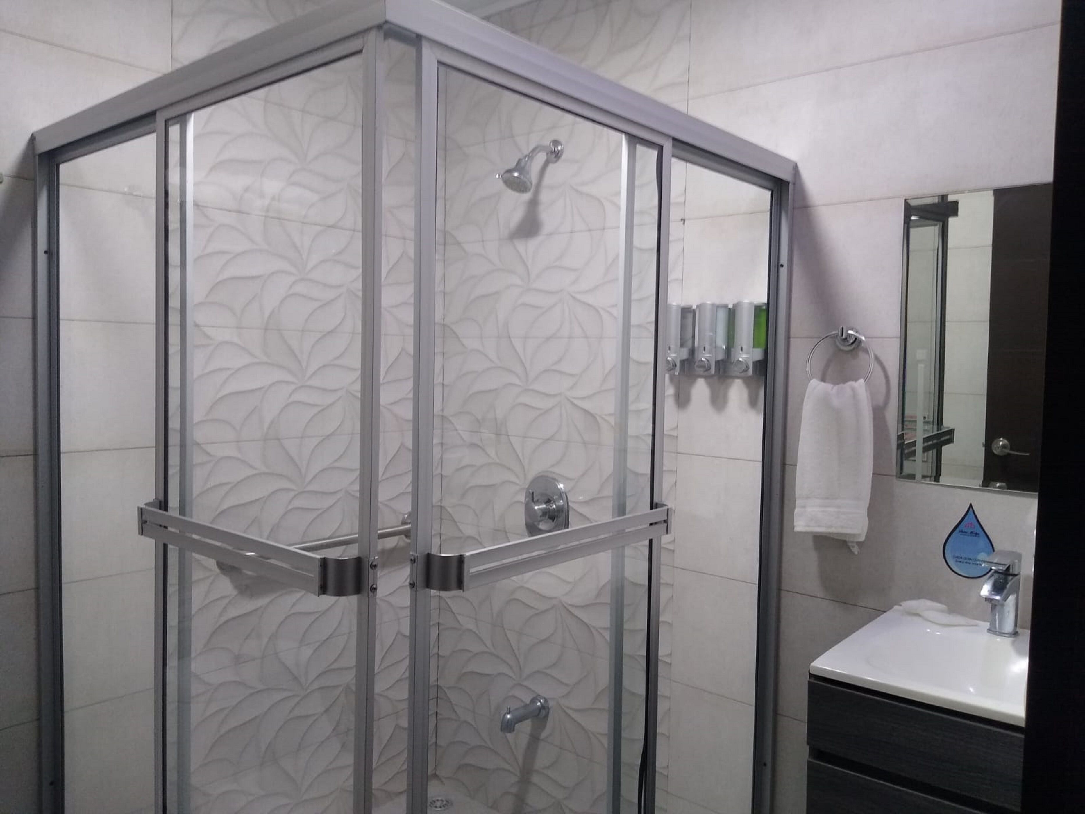 Suites Merlyn Aeropuerto