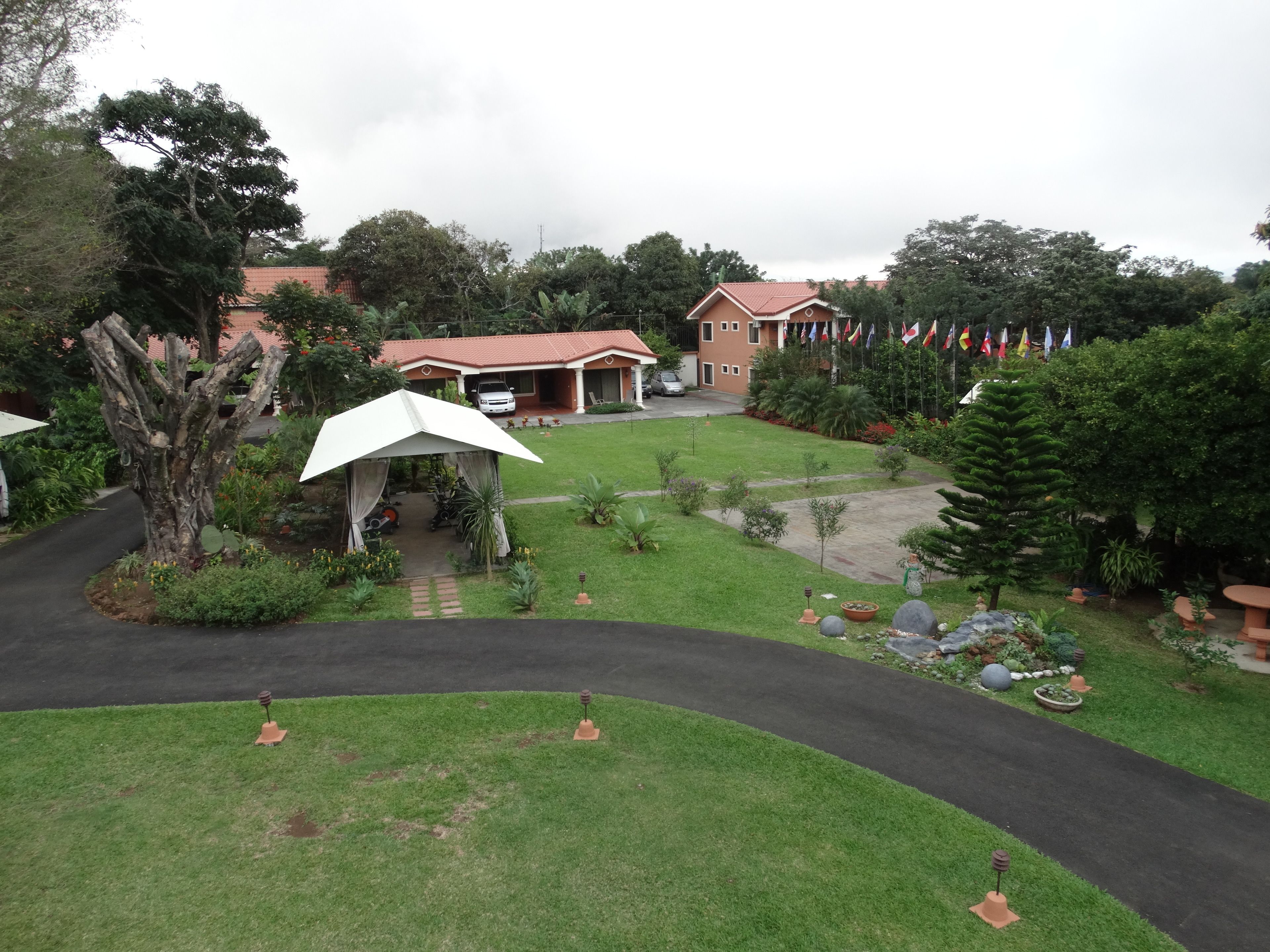 Suites Merlyn Aeropuerto