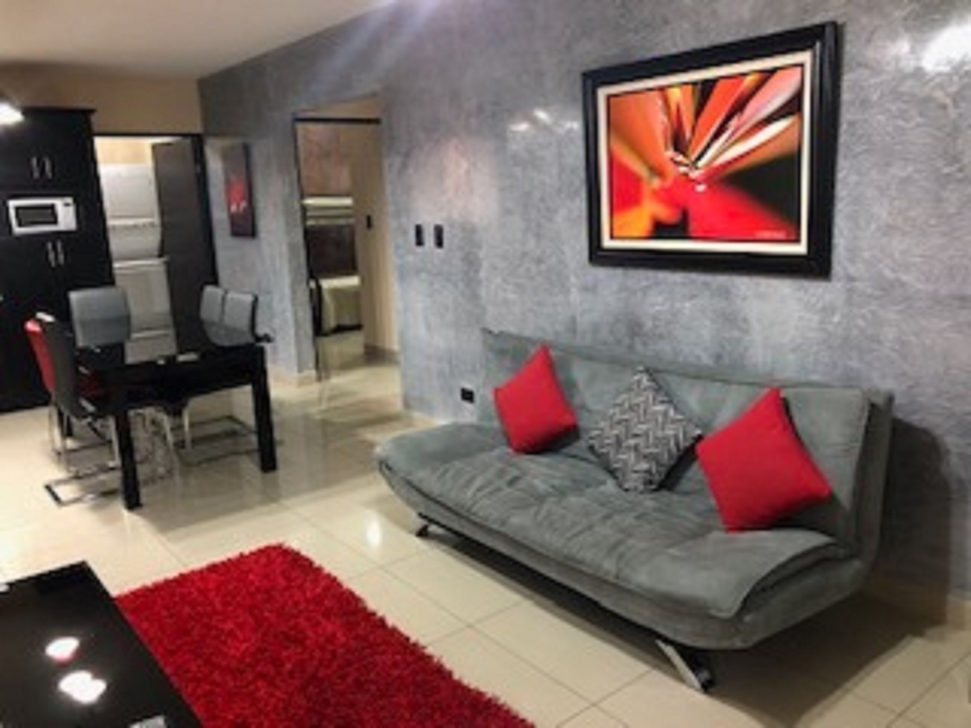 Suites Merlyn Aeropuerto