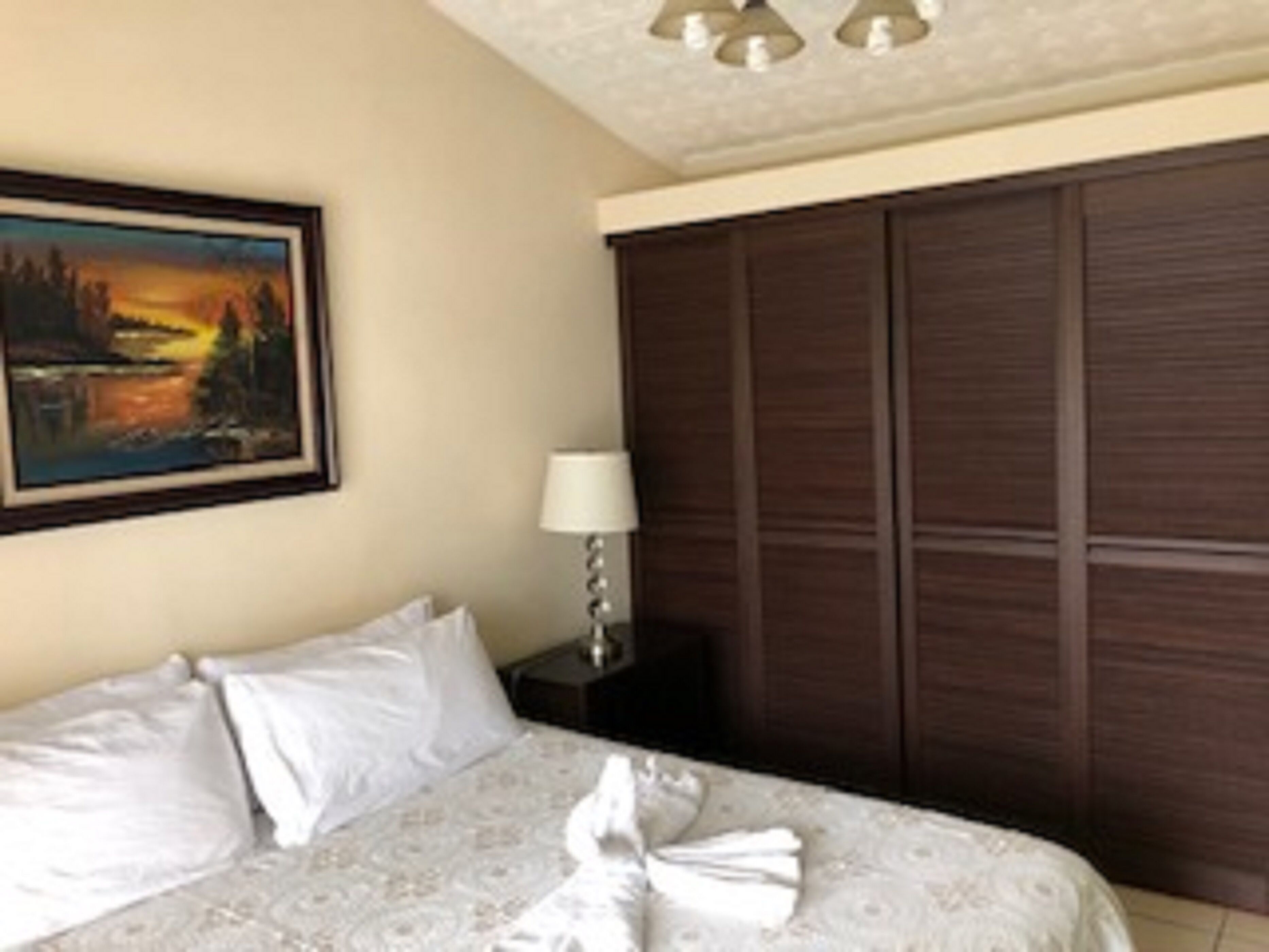 Suites Merlyn Aeropuerto