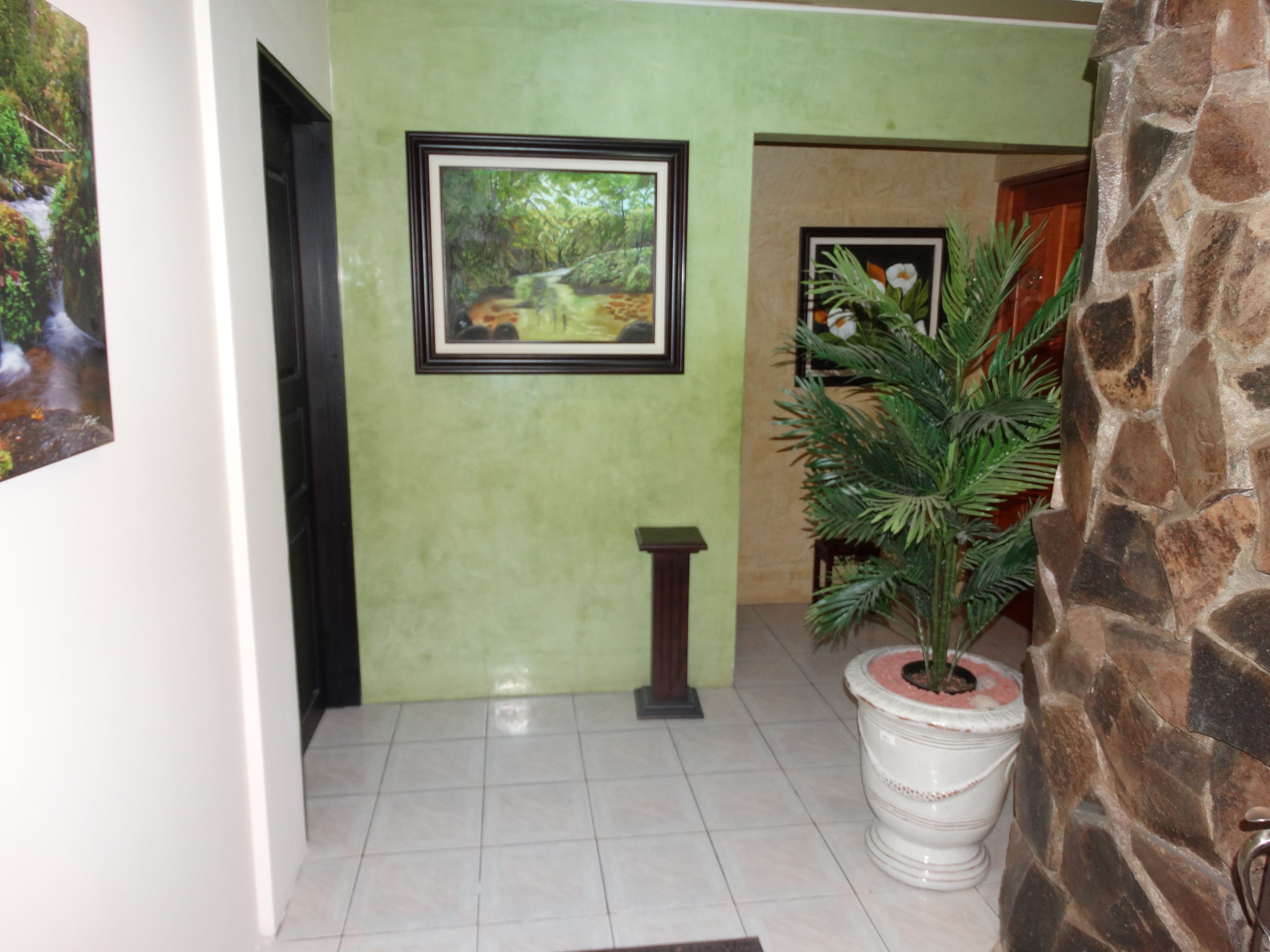 Suites Merlyn Aeropuerto