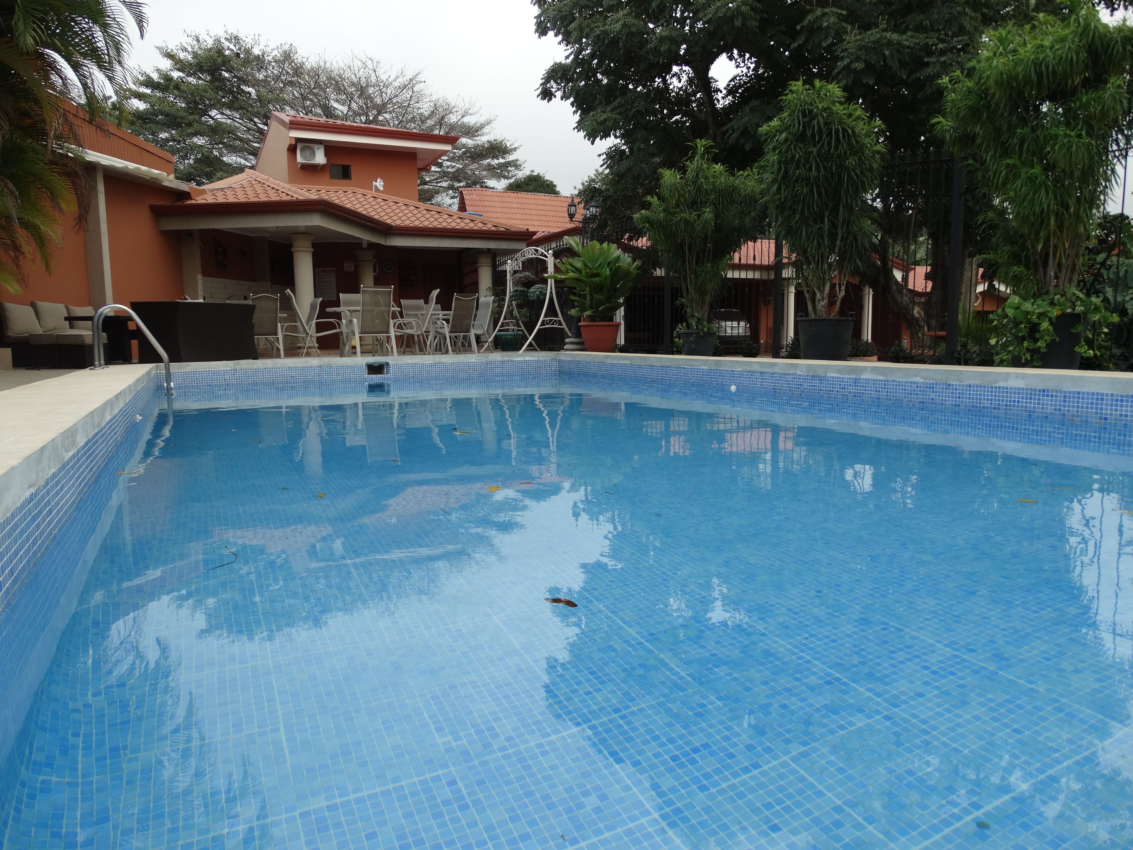 Suites Merlyn Aeropuerto