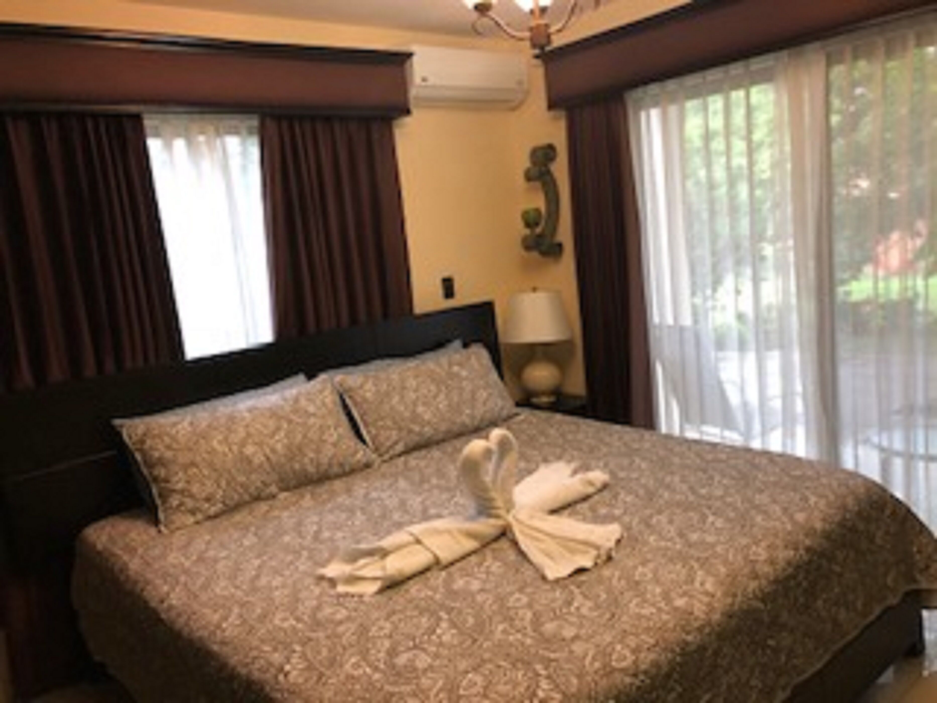 Suites Merlyn Aeropuerto